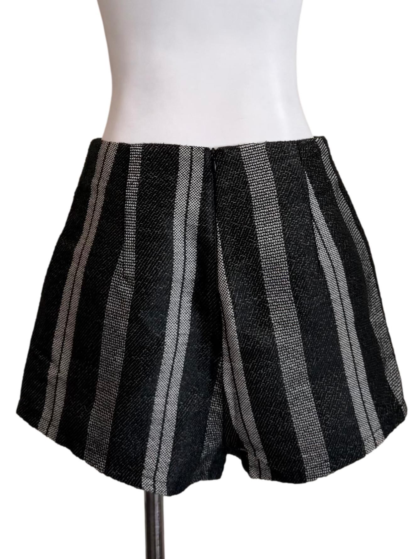 Spruce Overlay Stripe Skorts