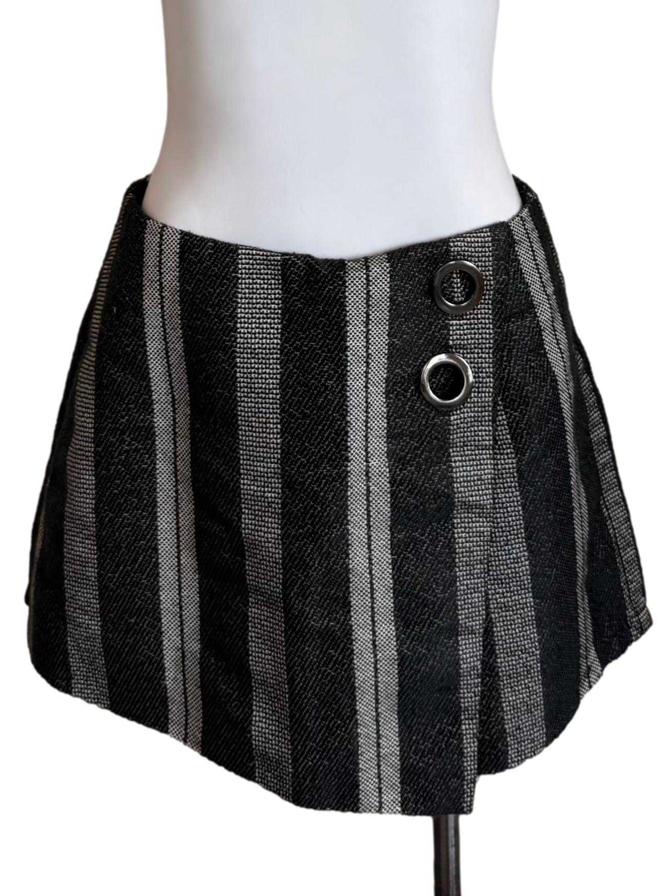 Spruce Overlay Stripe Skorts