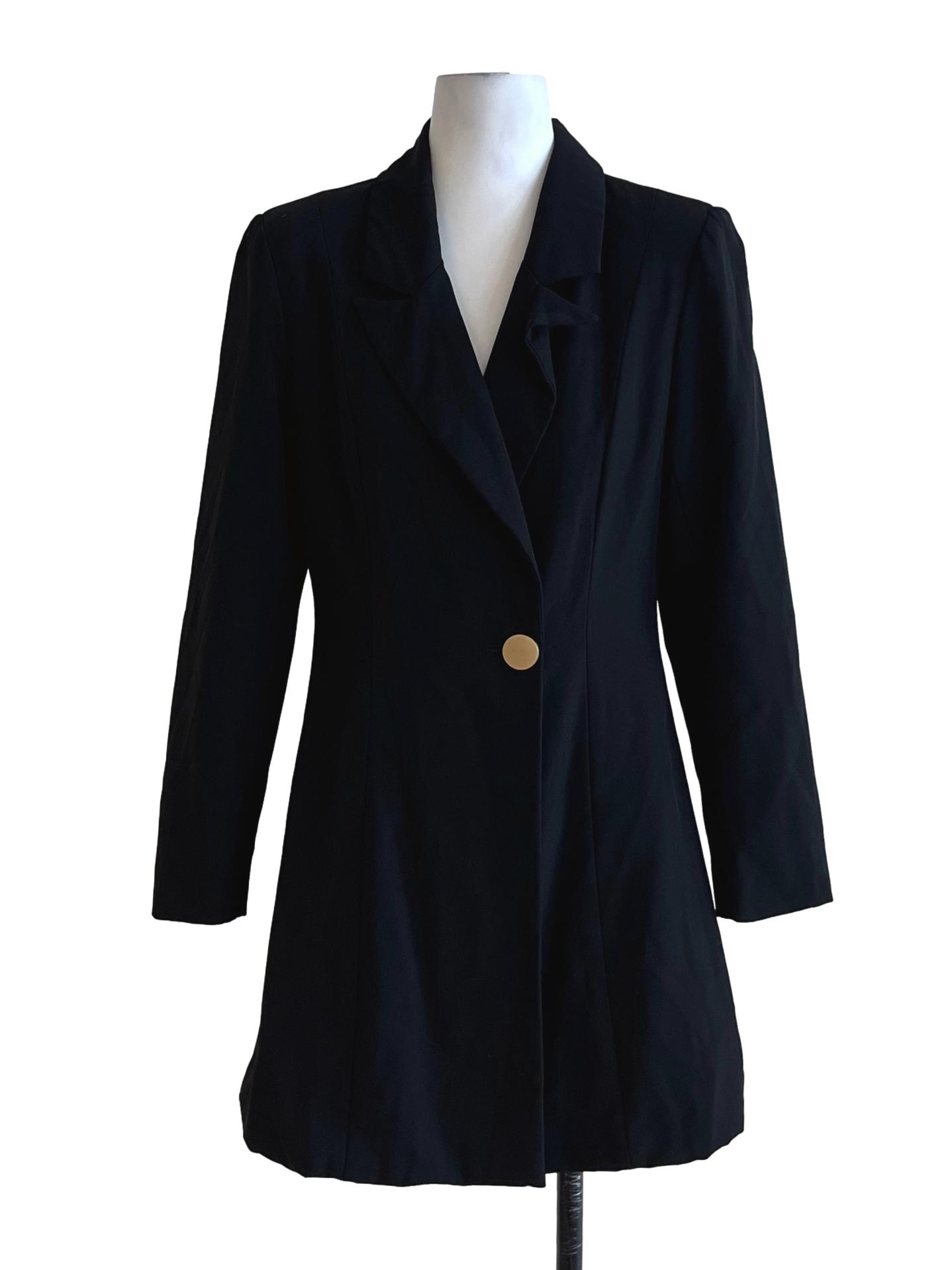 Black Wing Collar Single-Breasted Blazer