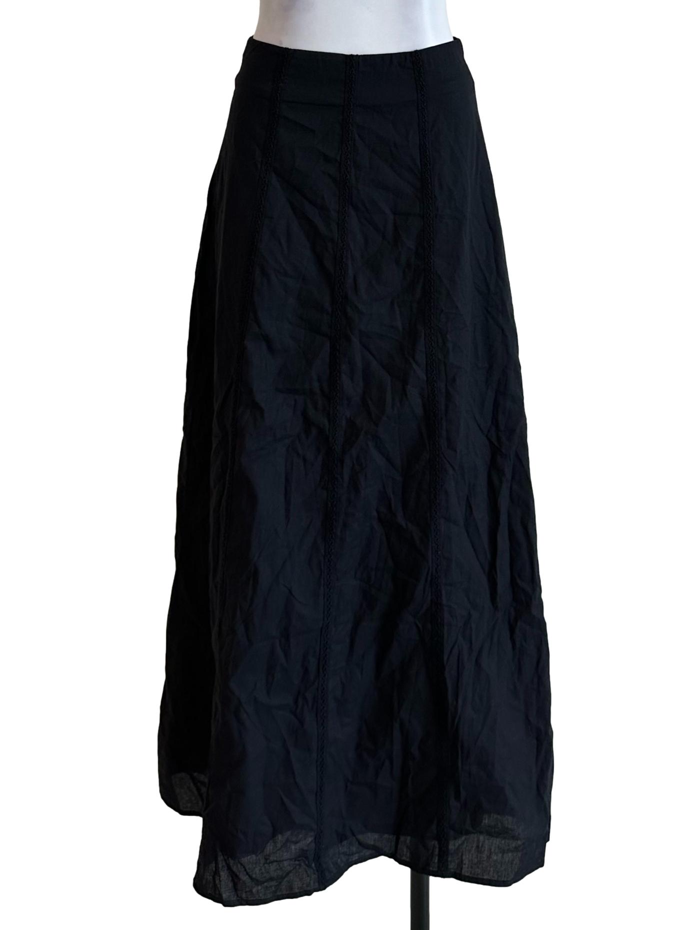 Coal Black Embroidery Long Skirt
