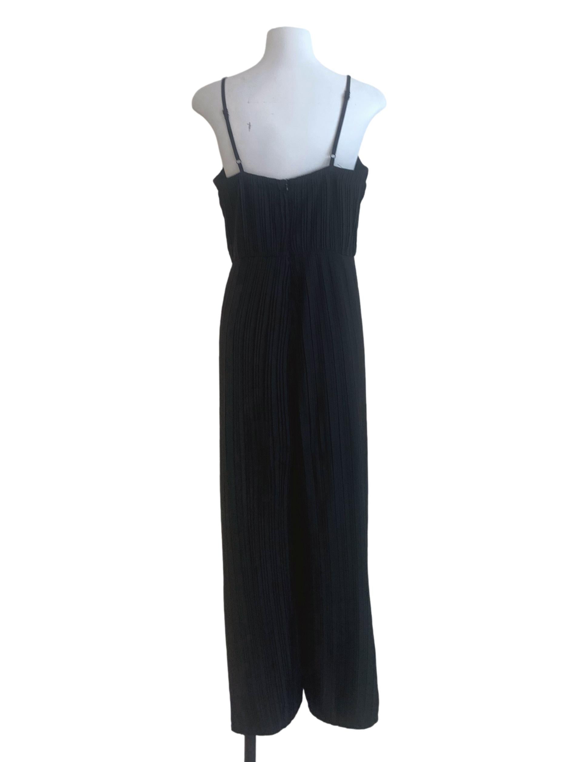 Black V Neck Pleated Jumpsuit