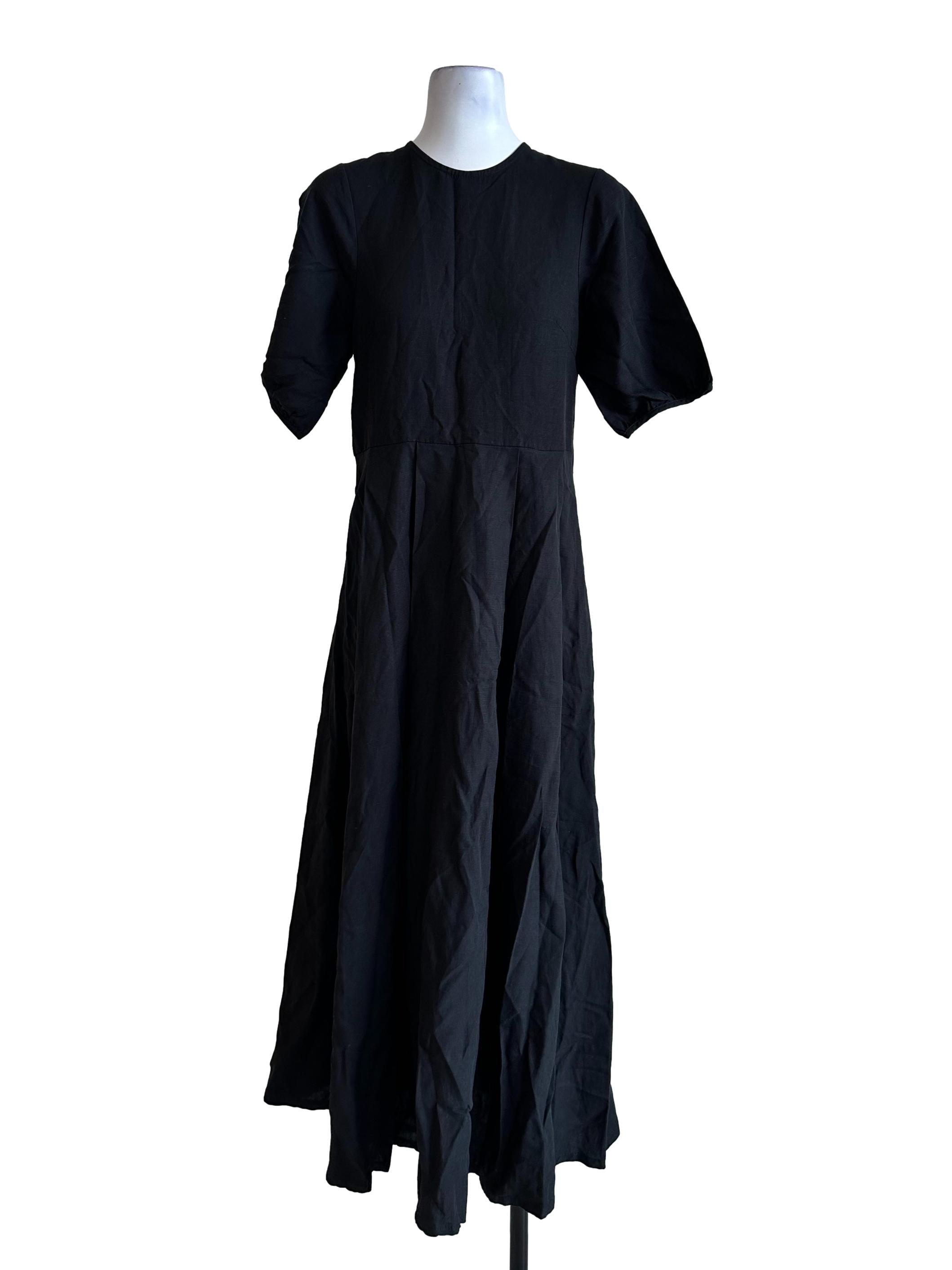 Jade Black Round Neck Maxi Dress