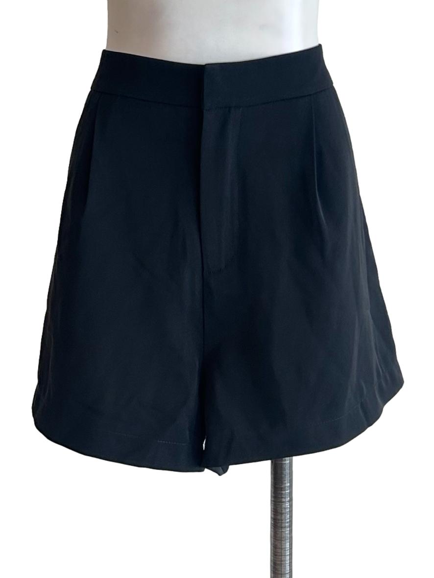 Black Plain Pleat Short