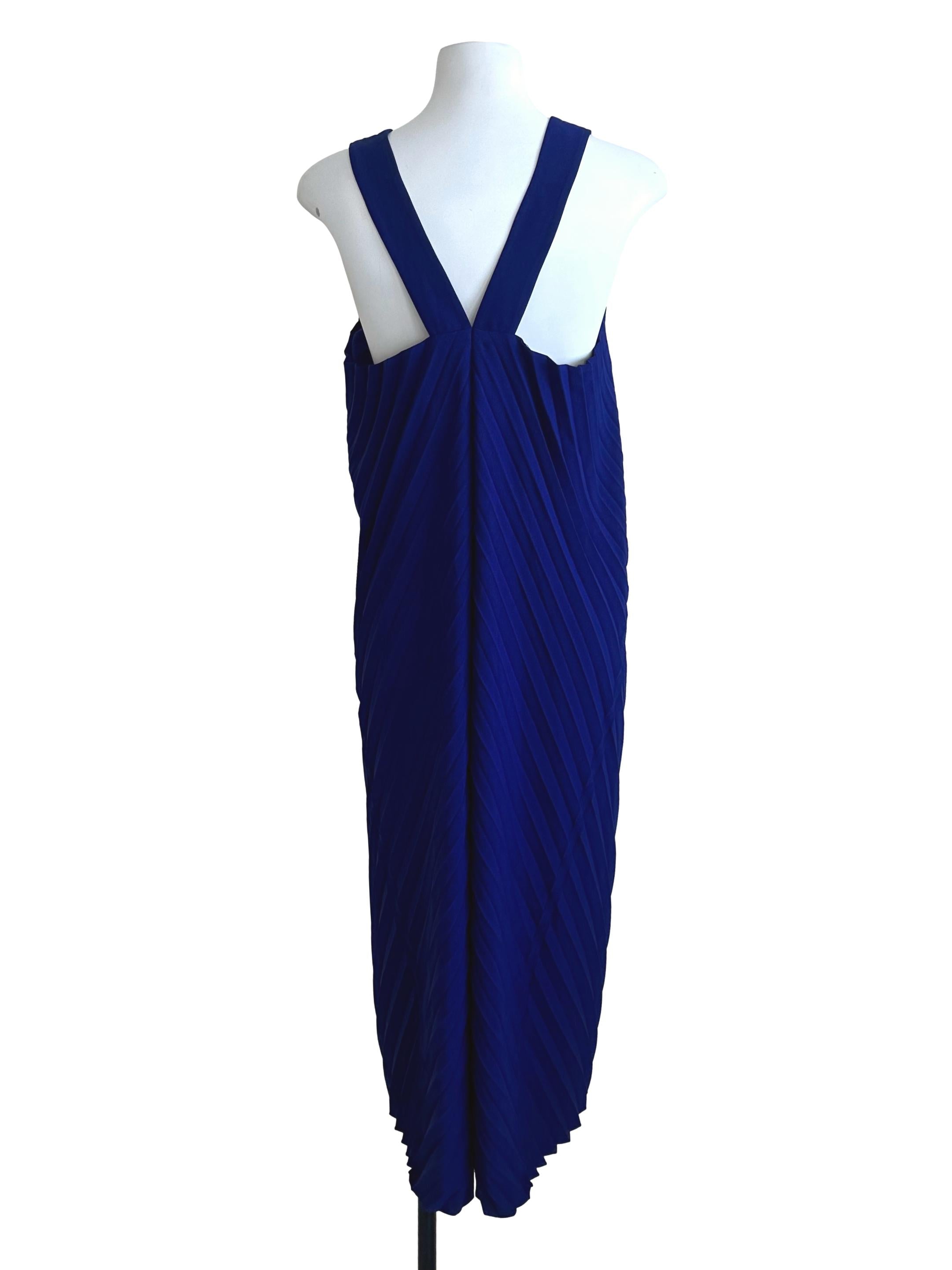 Navy Blue Round Neck Pleated Dress