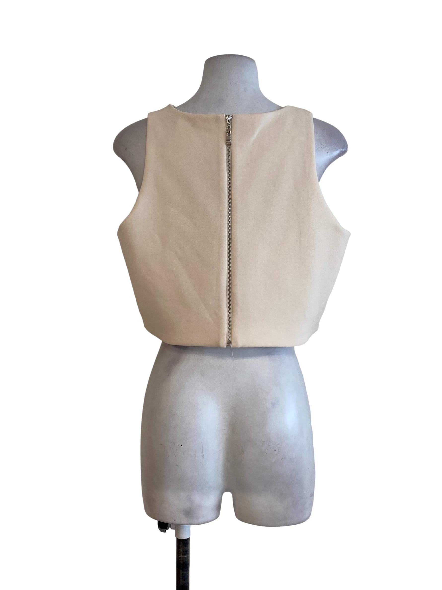 https://refash.sg/products/white-polka-dot-v-neck-crop-top-lb