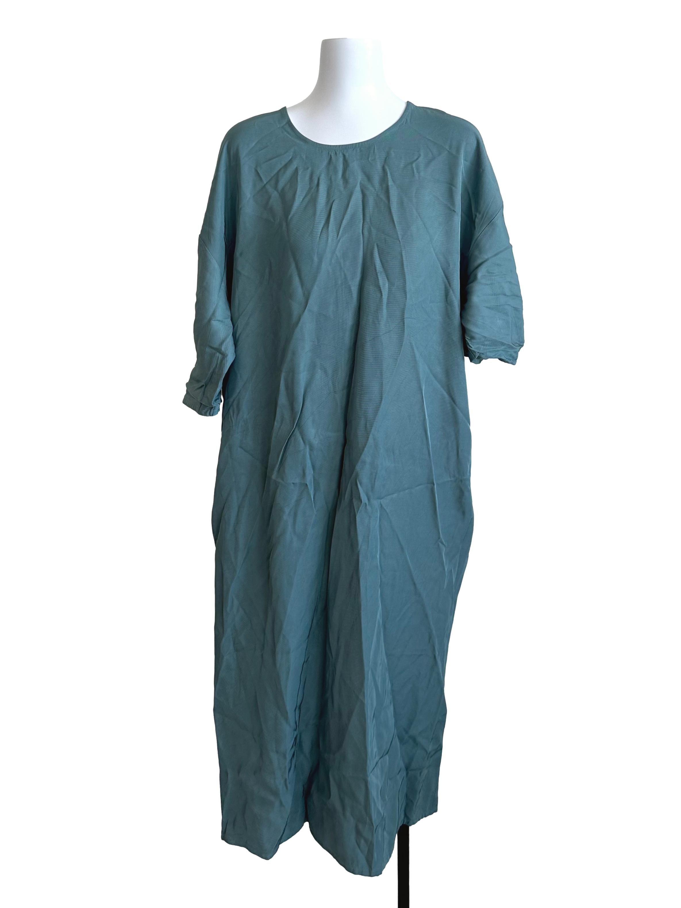 Turquoise Blue Round Neck Back Slit Dress