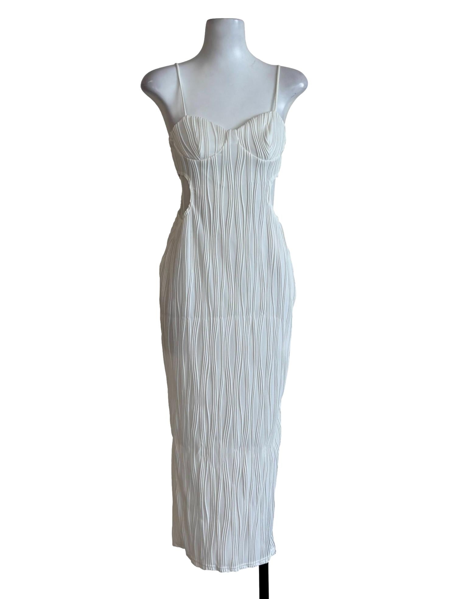 Powder White Sweetheart Textured Pencil Dress