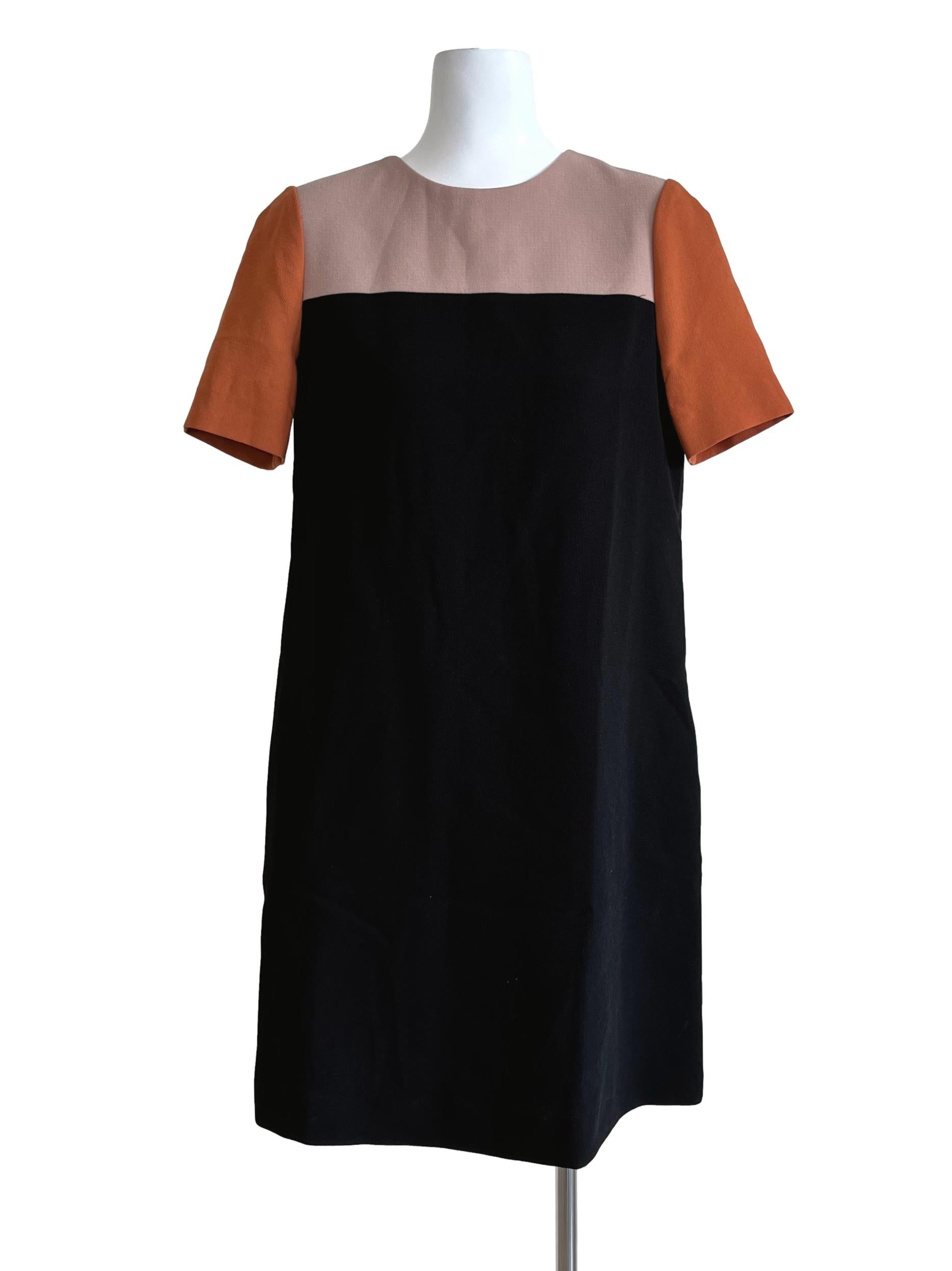 Black Cream Back Zip Short Sleev Dress