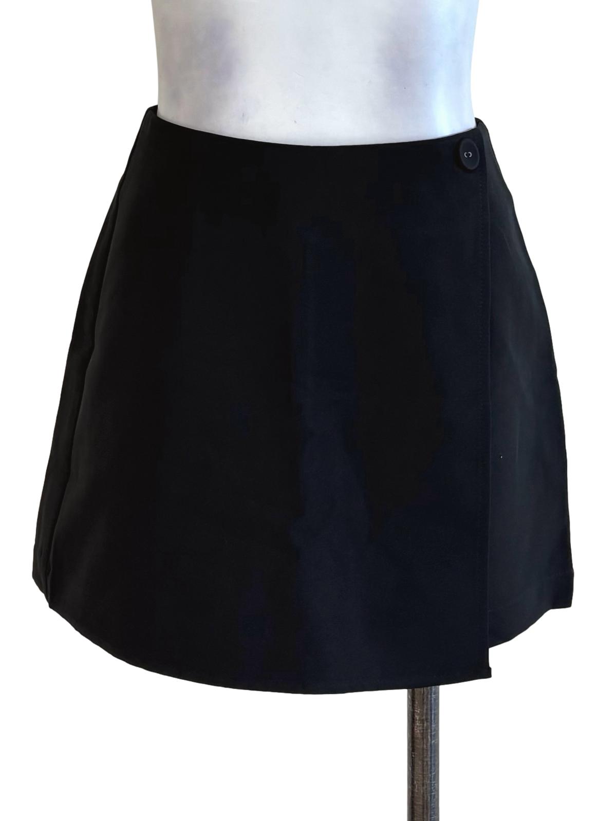 Black Button Detailed Skort