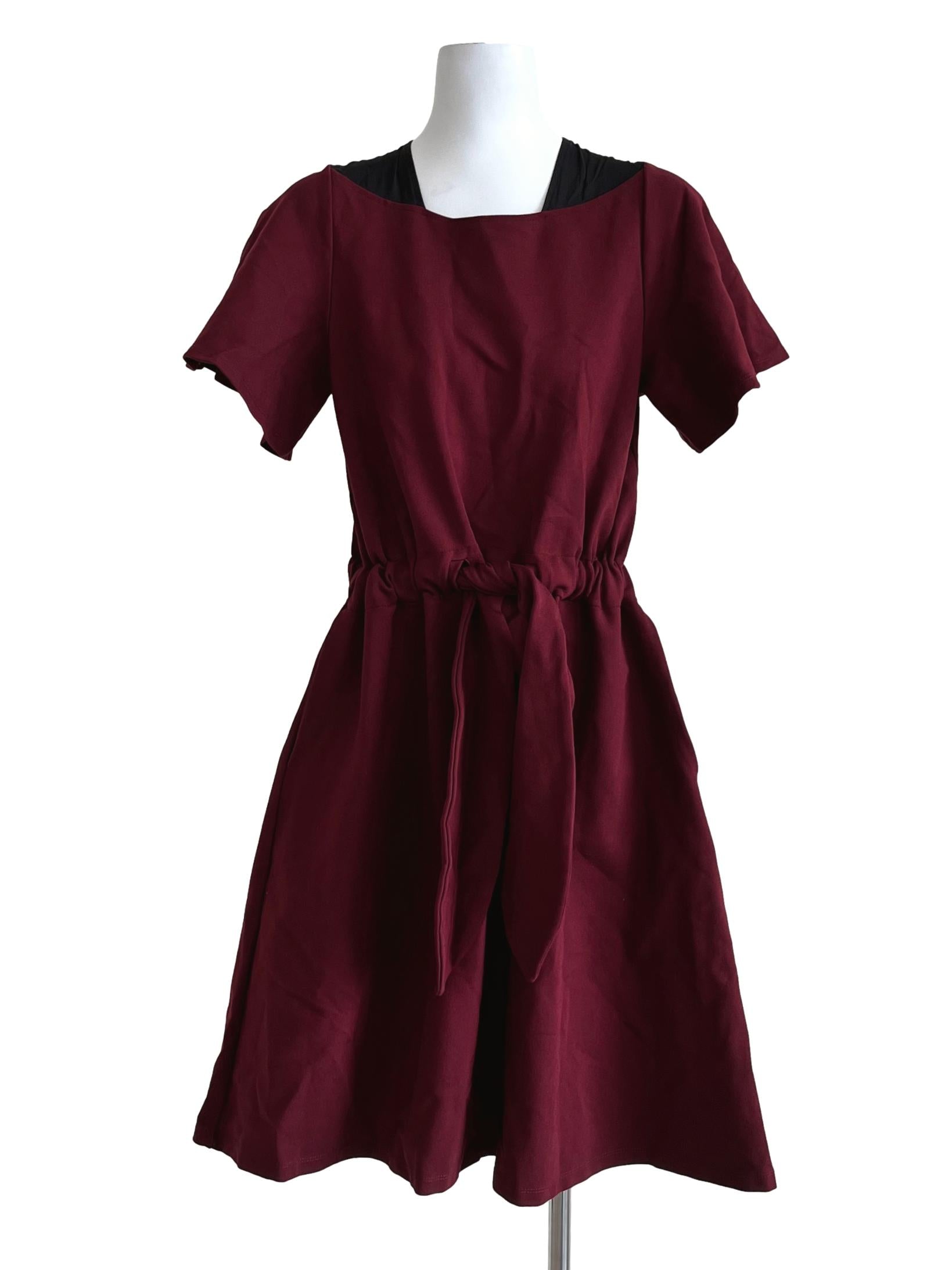 Maroon Plain Short Sleeve Dress