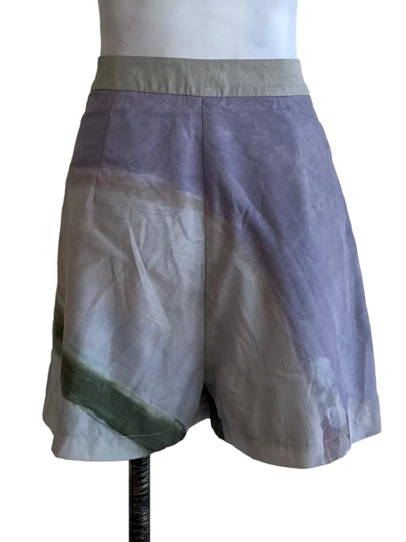 Dusk High-Waisted Shorts OSN