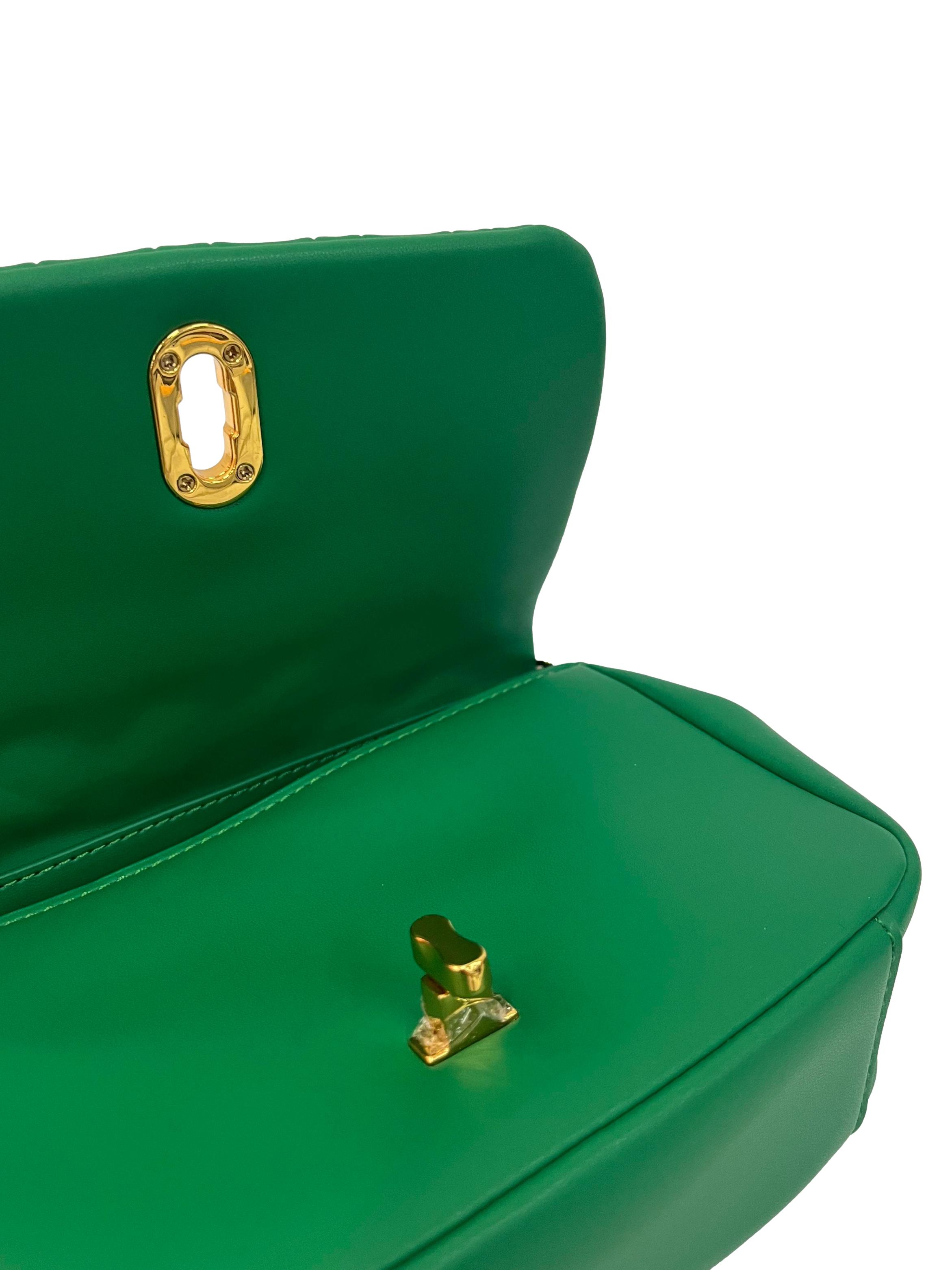 Green Textured Handbag With Changeable Straps