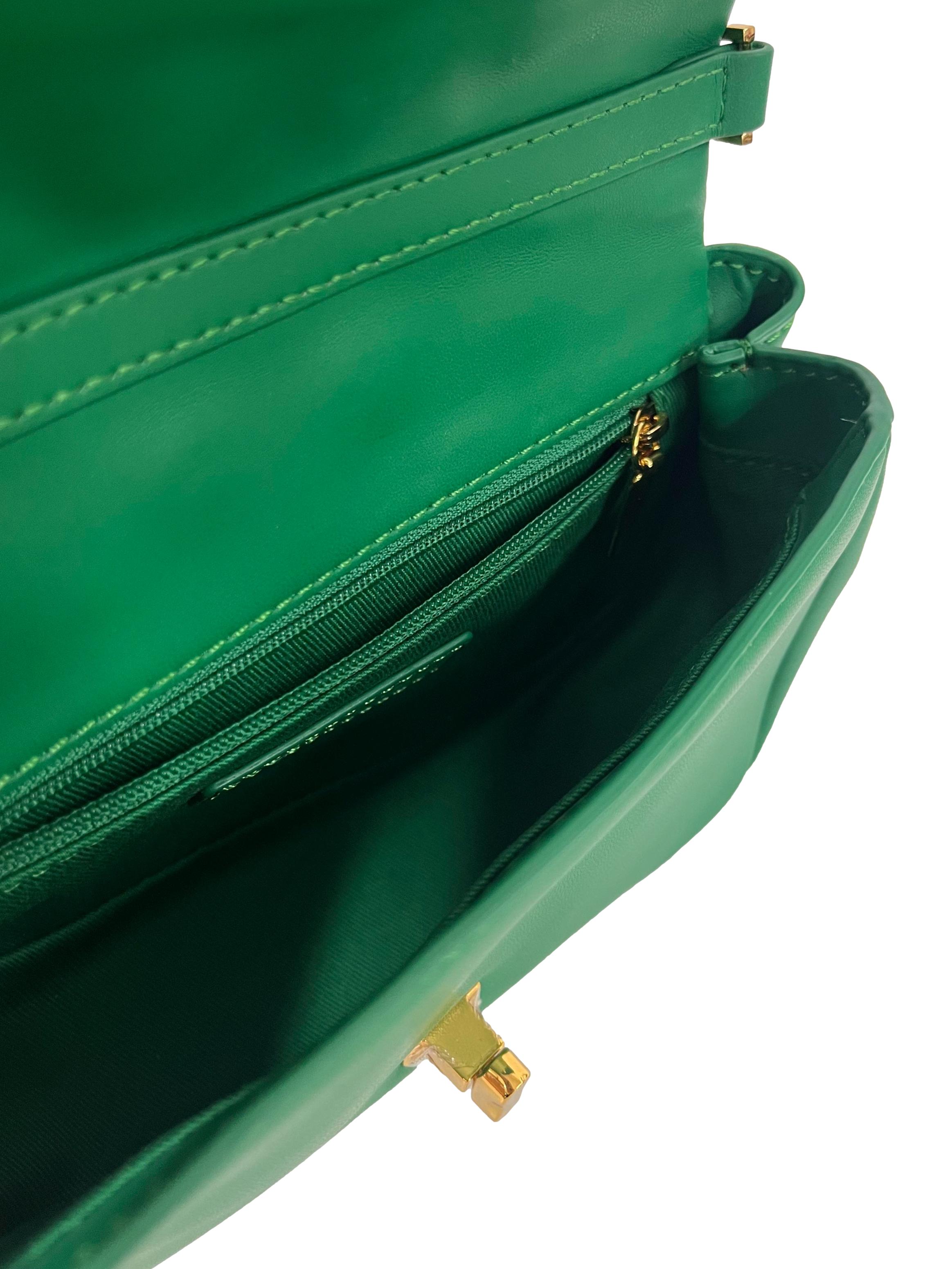 Green Textured Handbag With Changeable Straps