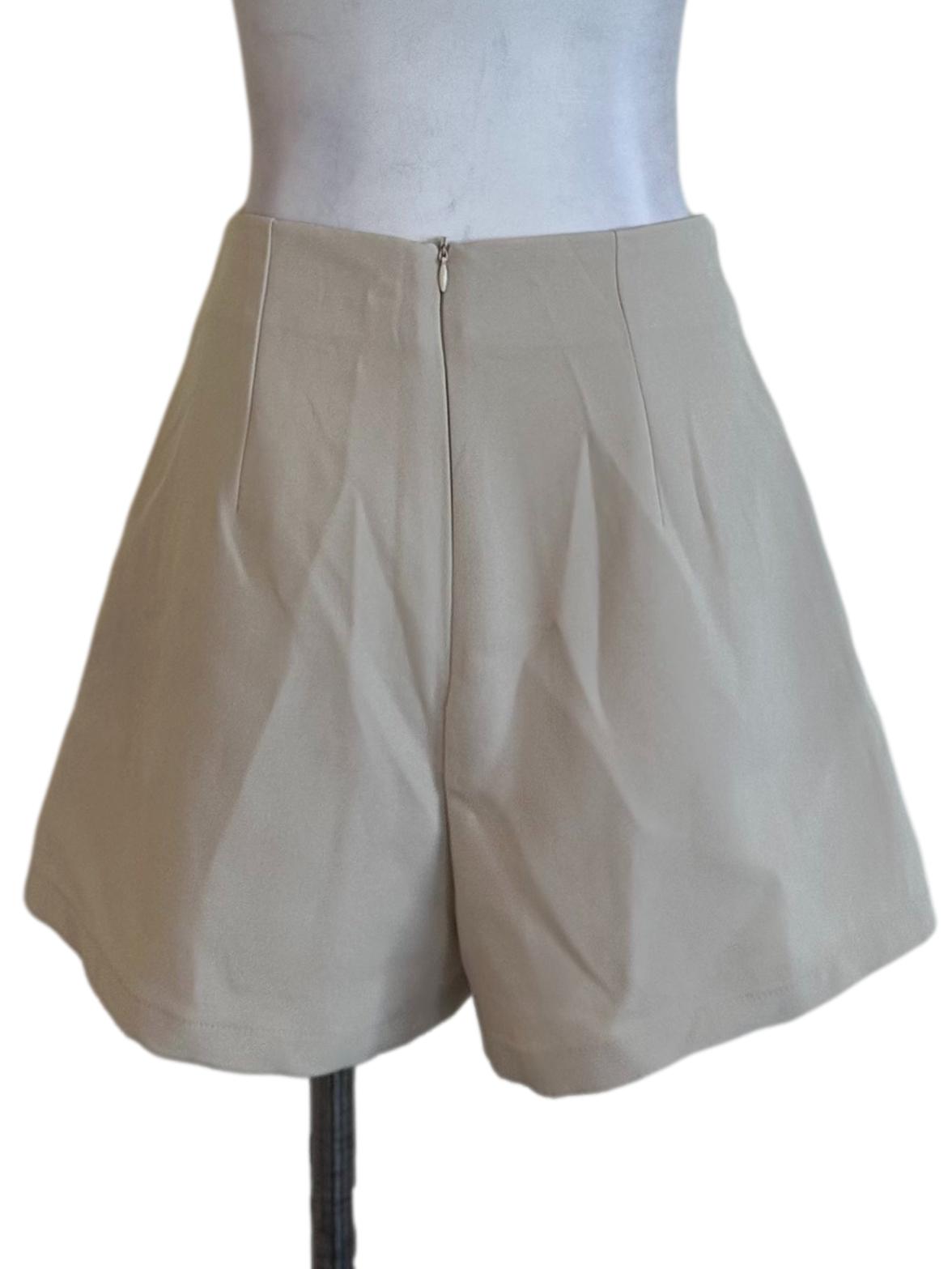 Light Beige Zipped Shorts