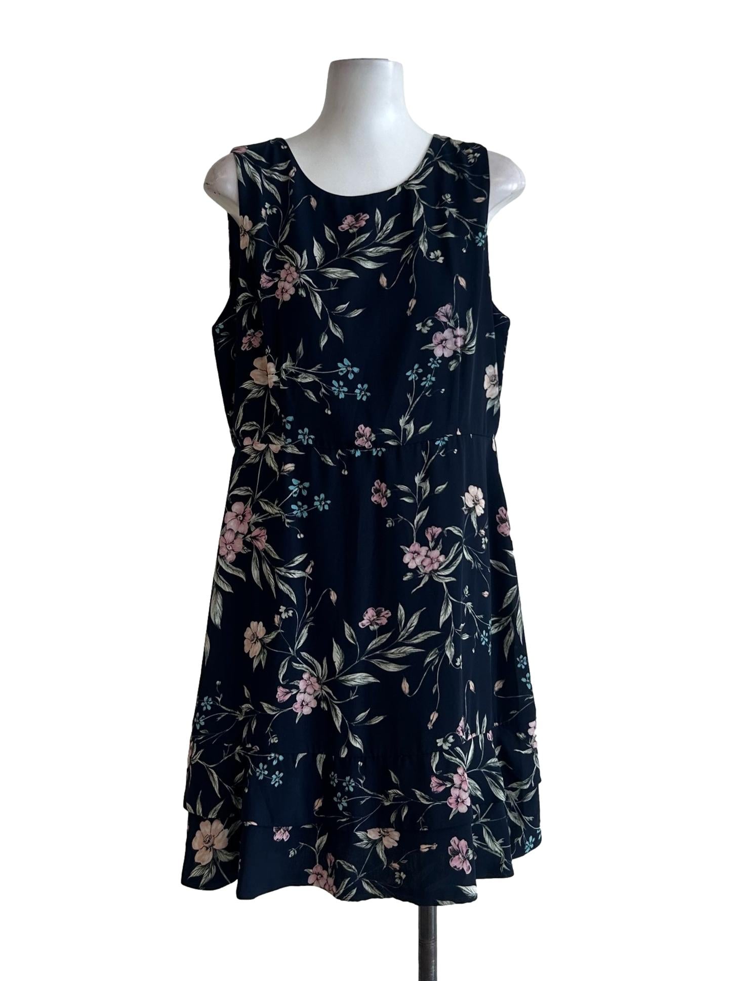 Navy Blue Floral Round-Neck Dress