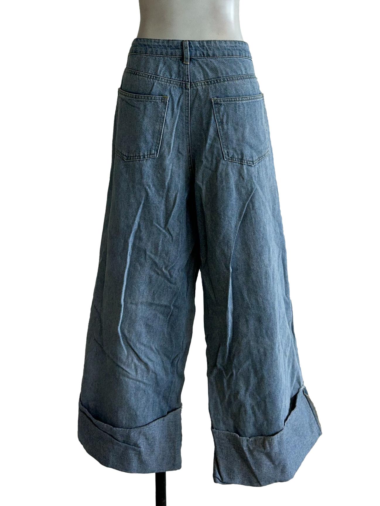 Blue Wash Turn-Up Cropped Denim Jeans