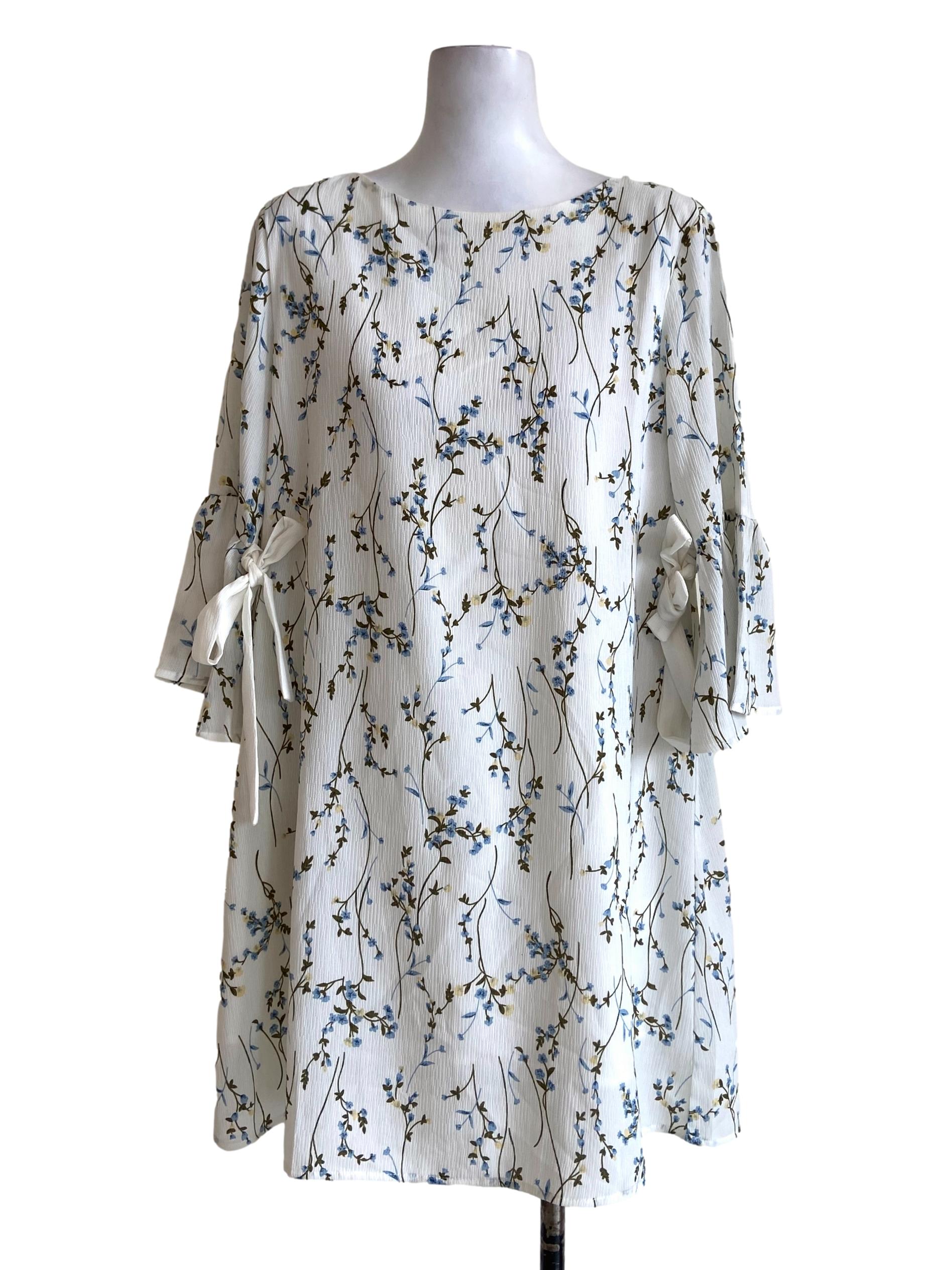 White Floral Poet Sleeve Dress