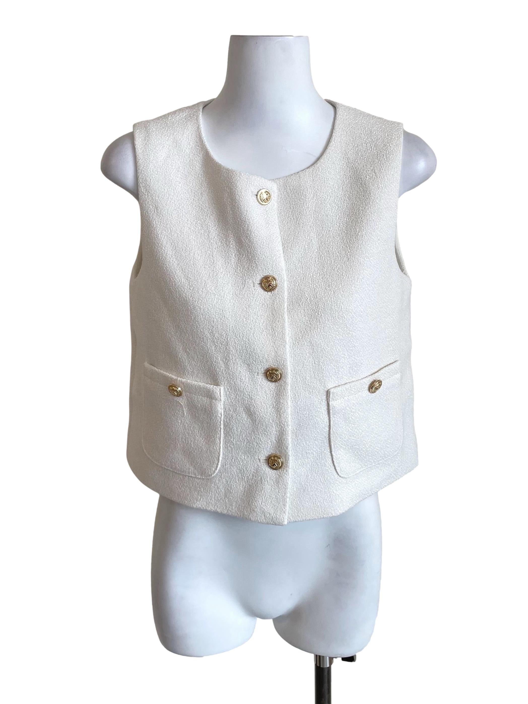 White Round Neck Boxy Vest