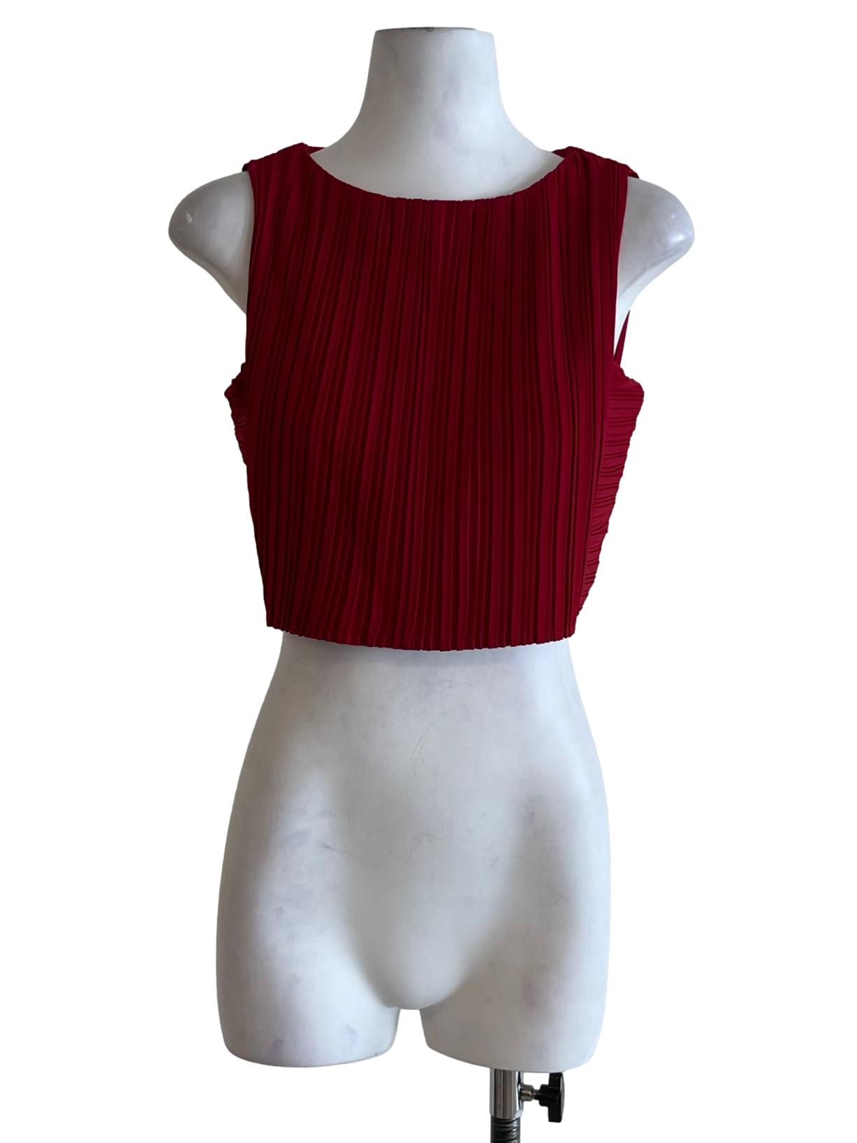 Red Jewel Neckline Sleeveless Top