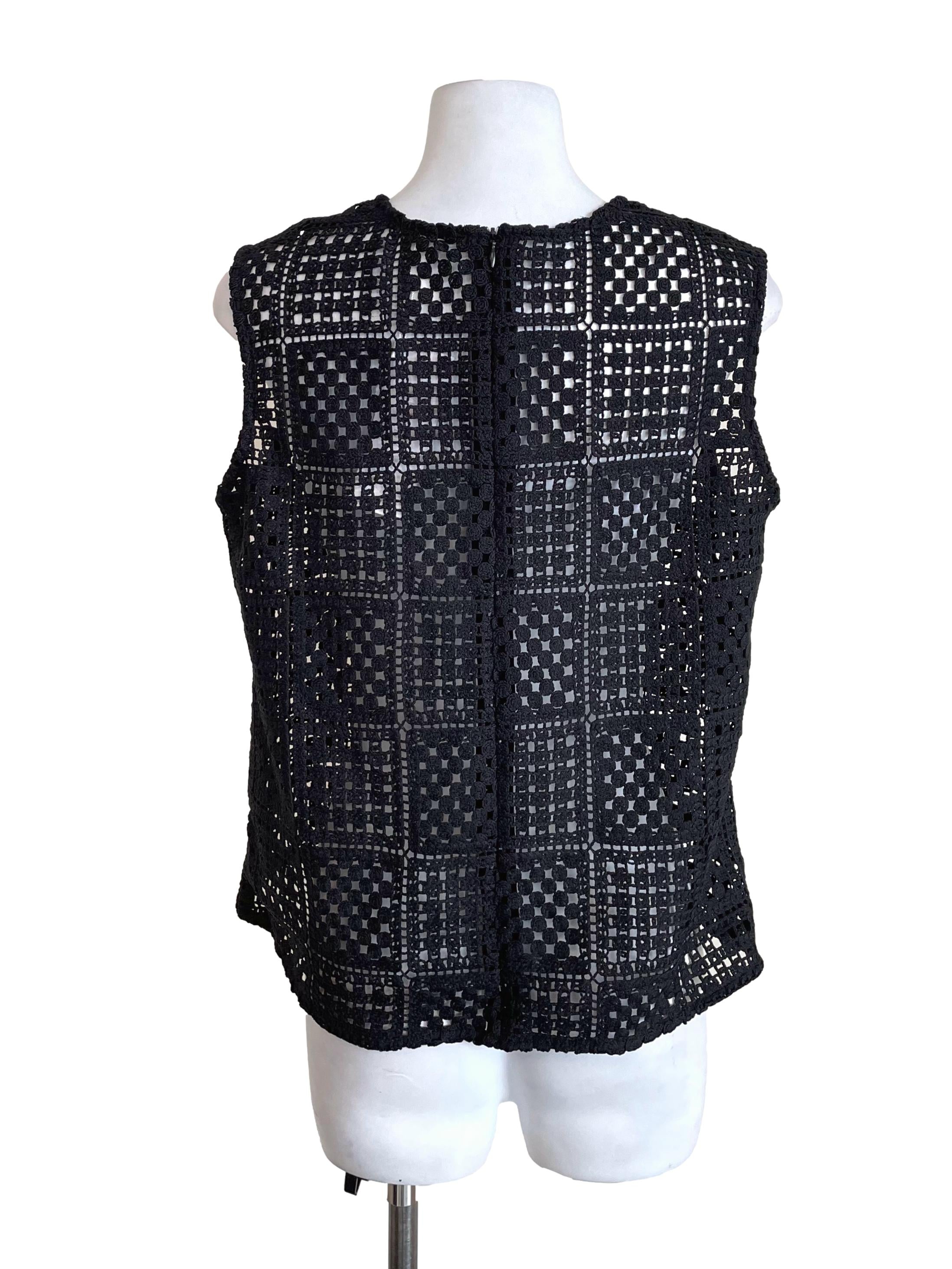 Black Embroidery Knit Vest