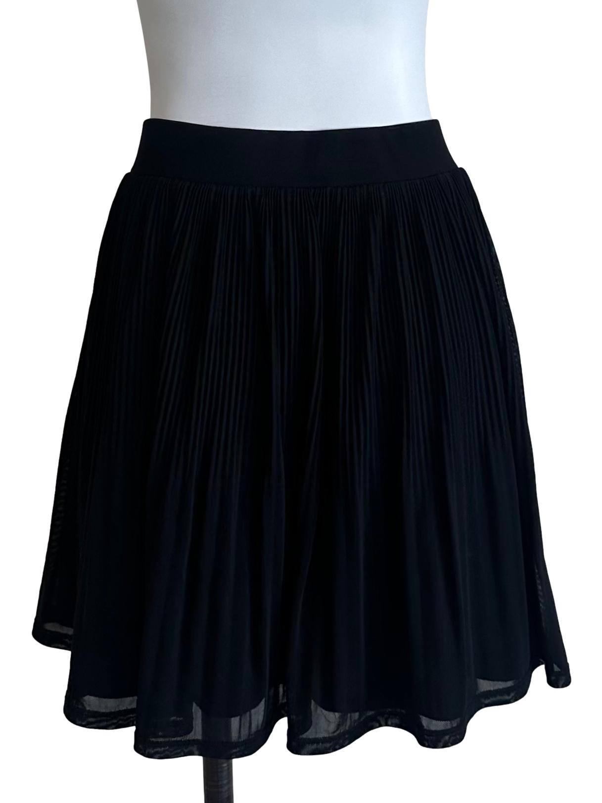 Onyx Black Pleated Skorts