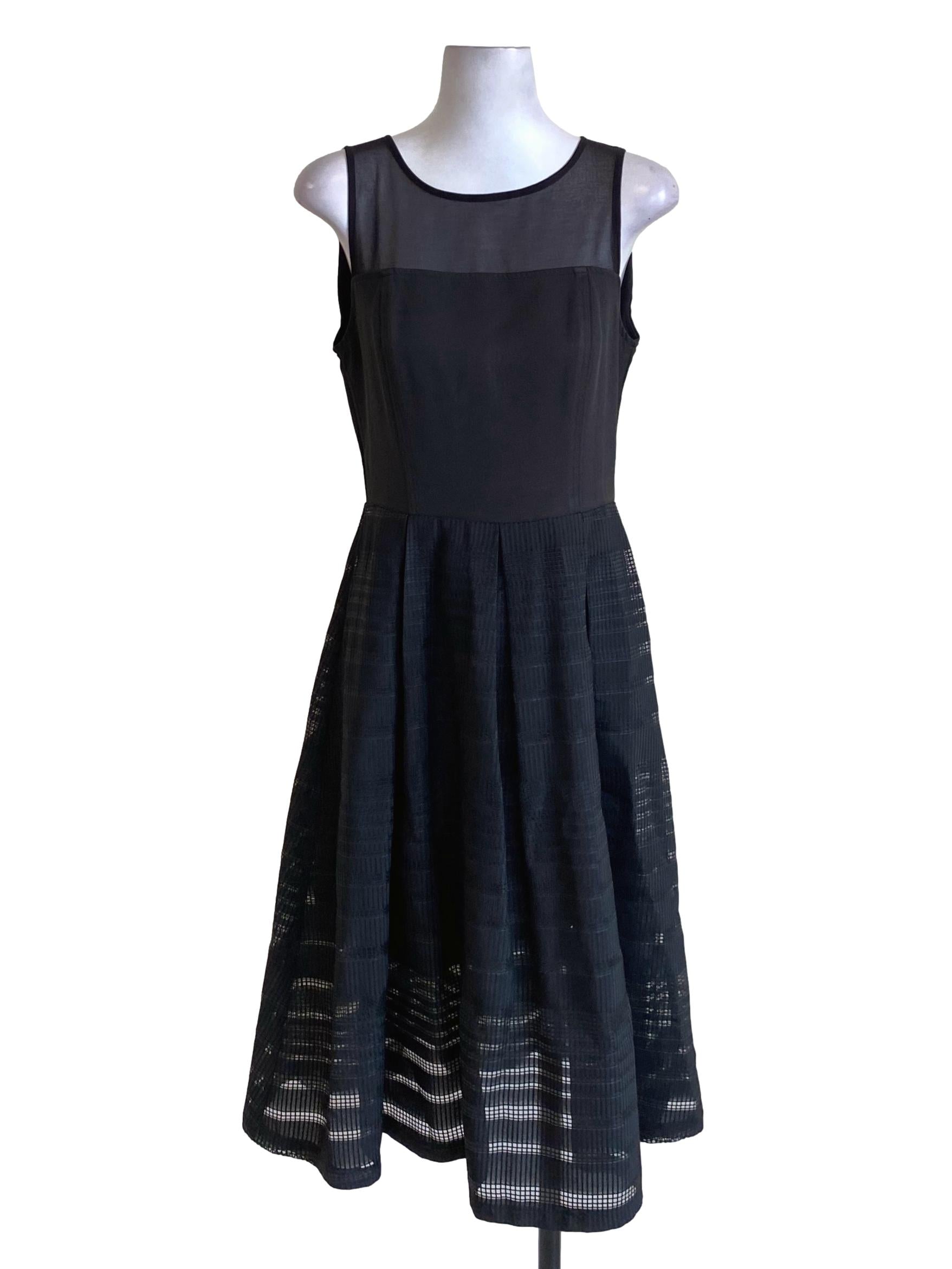 Black Scoop Neck Sleeveless Maxi A-Line Dress
