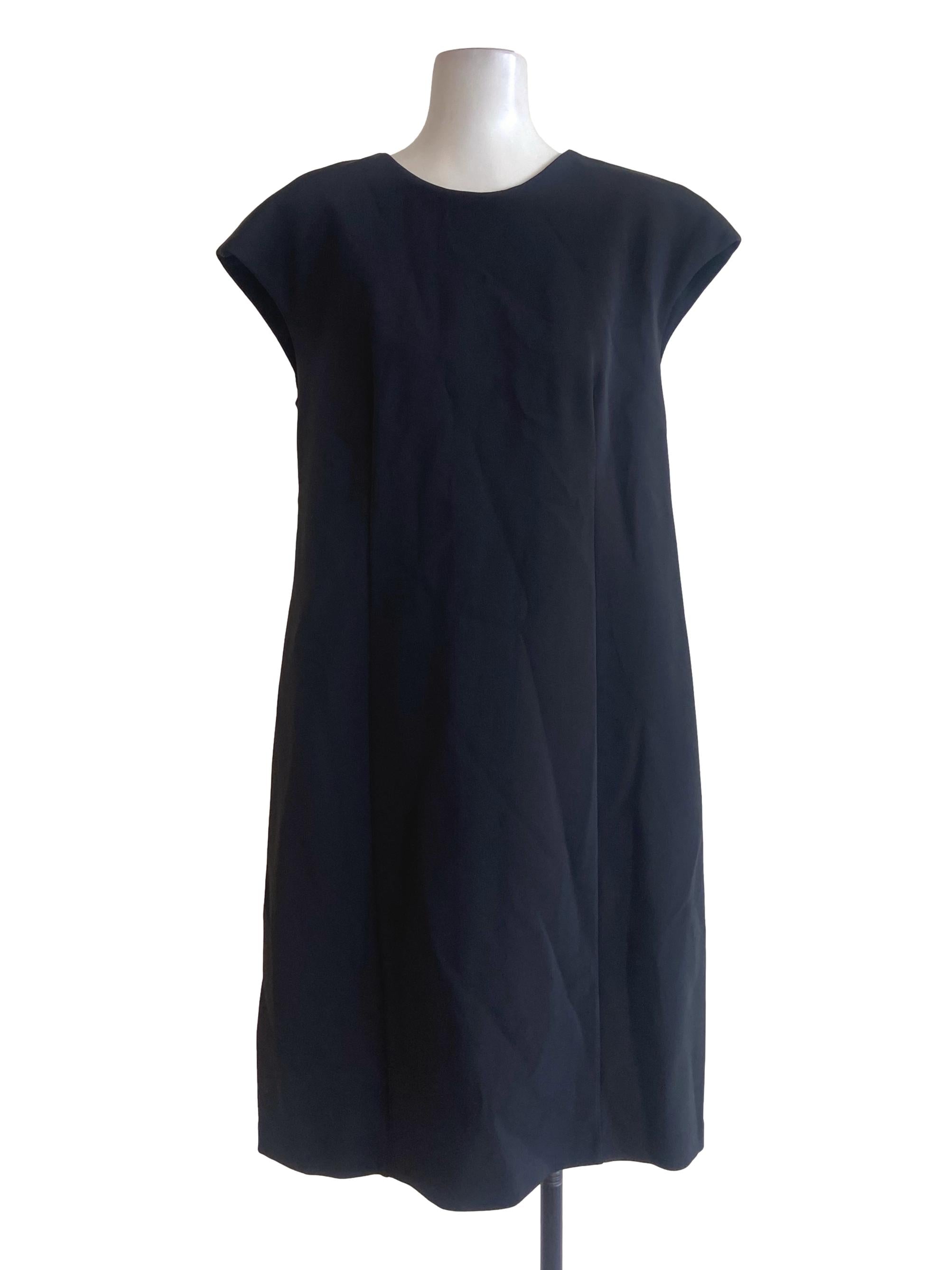 Black Sleeveless Shift Dress