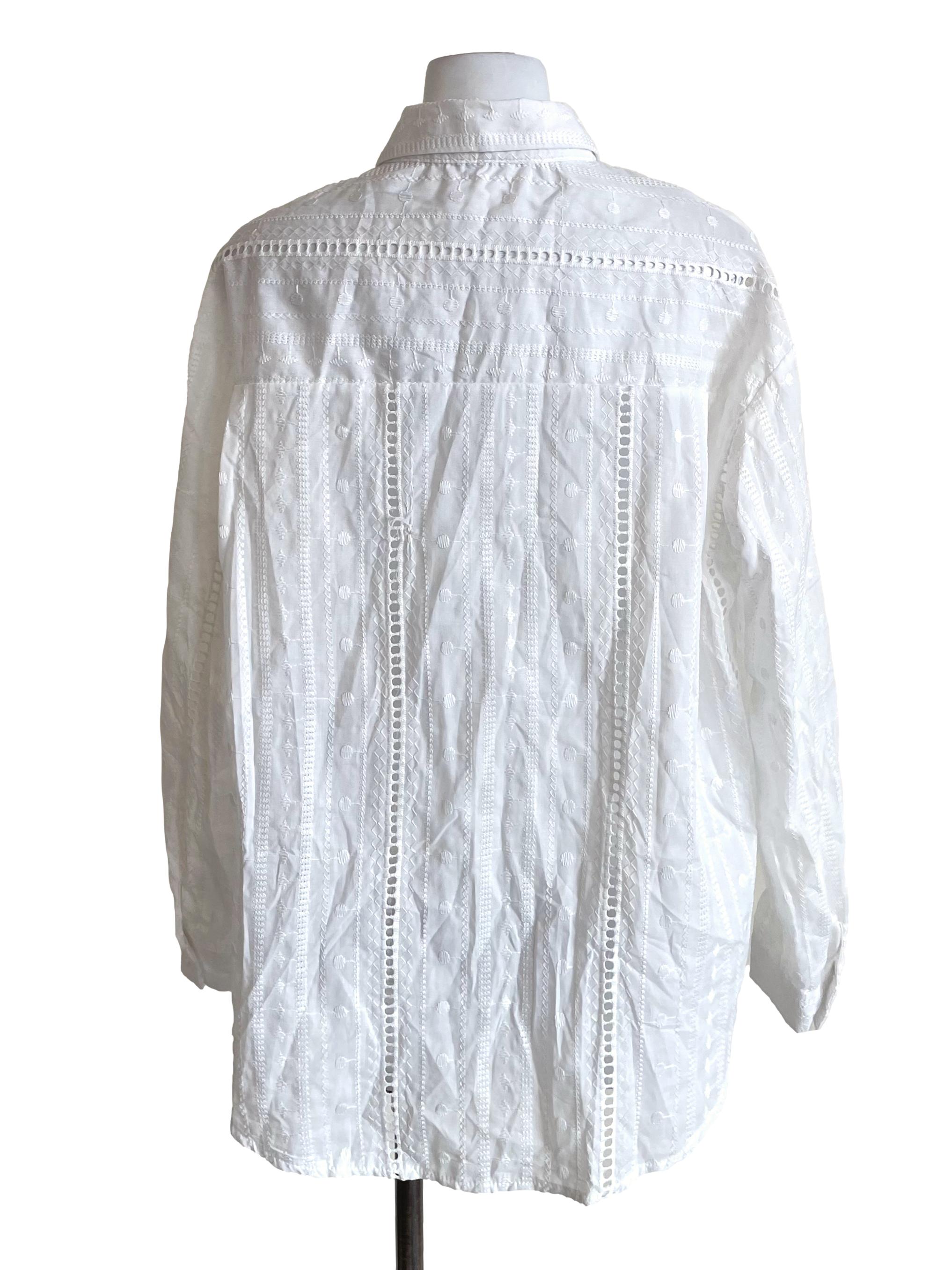 White Hollow Embroidery Blouse