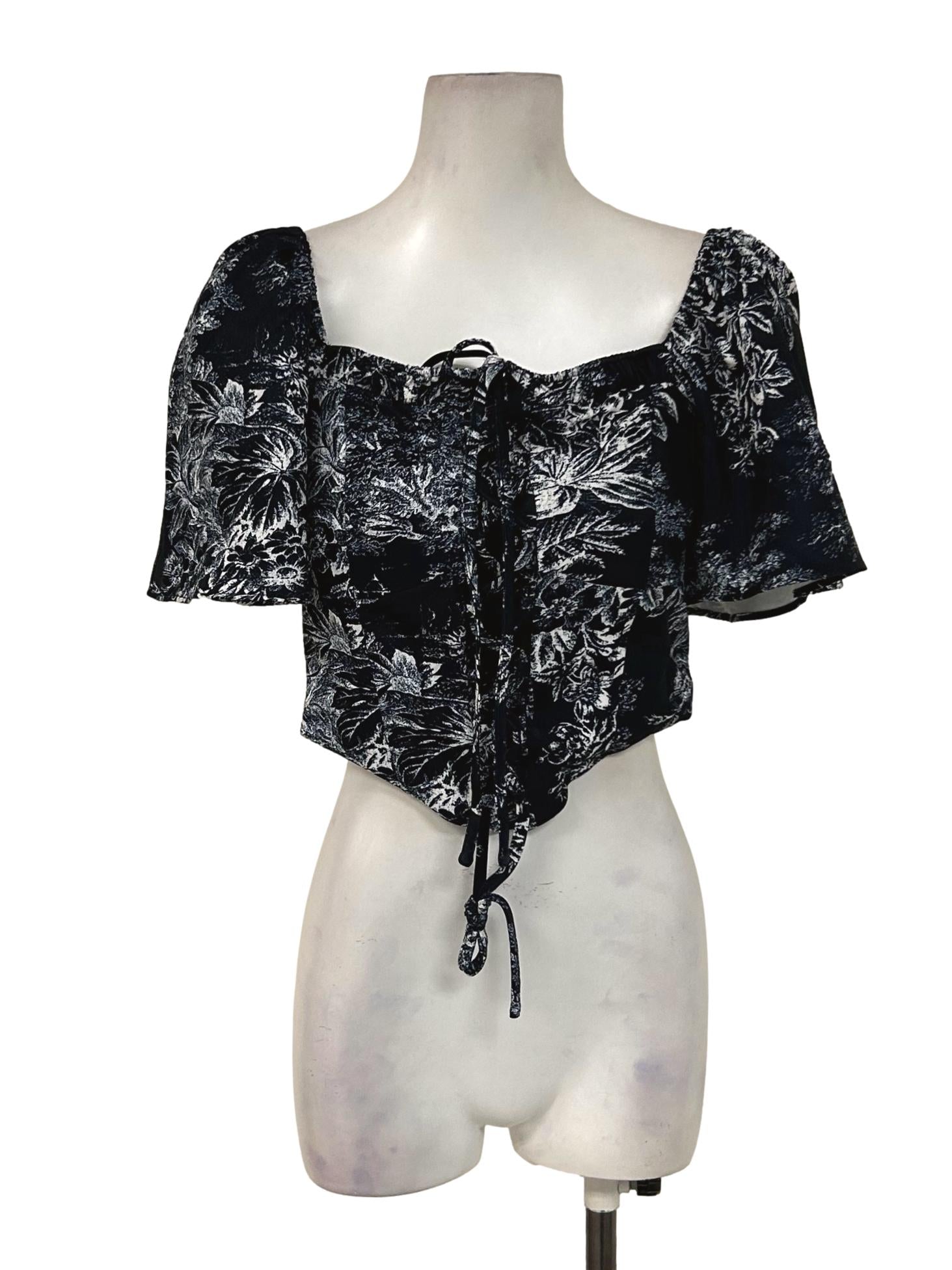 Black And White Floral Printed Top