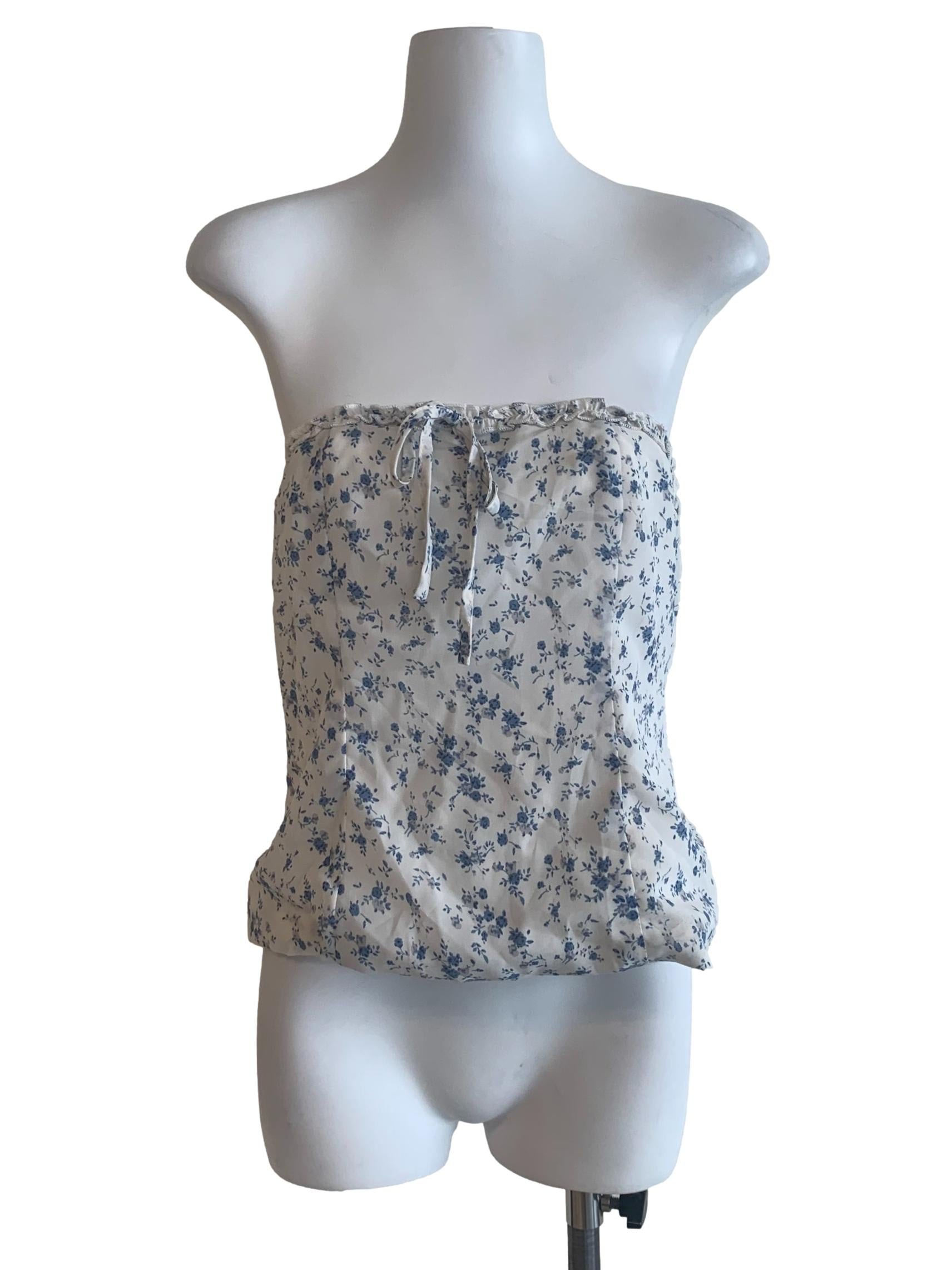 White Flower Pattern Sleeveless Top