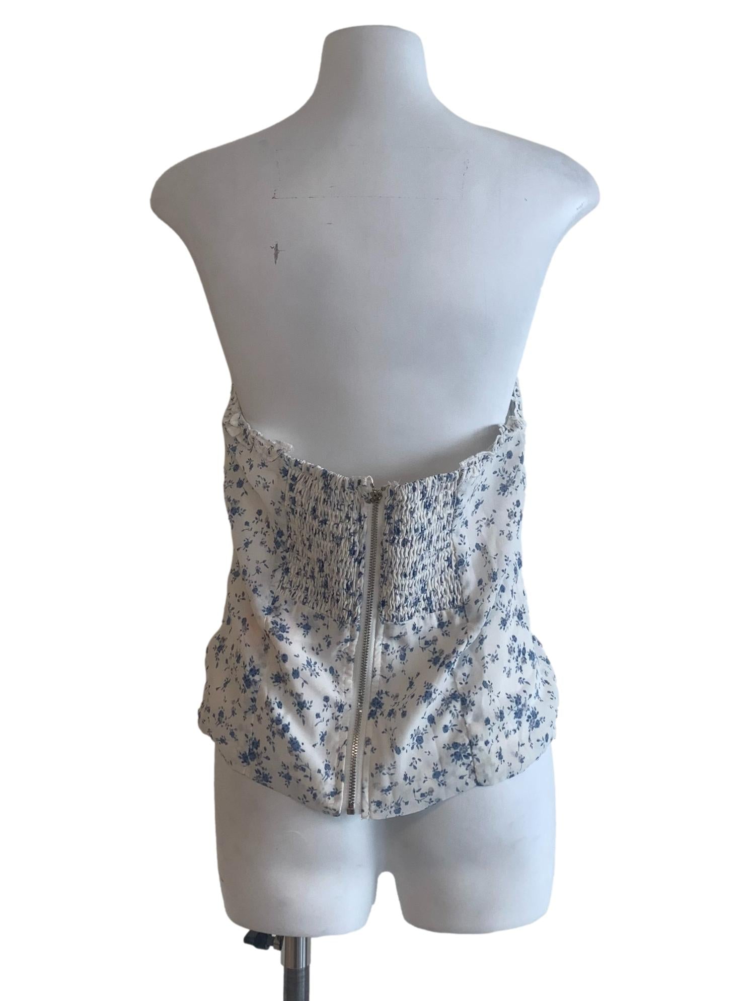 White Flower Pattern Sleeveless Top
