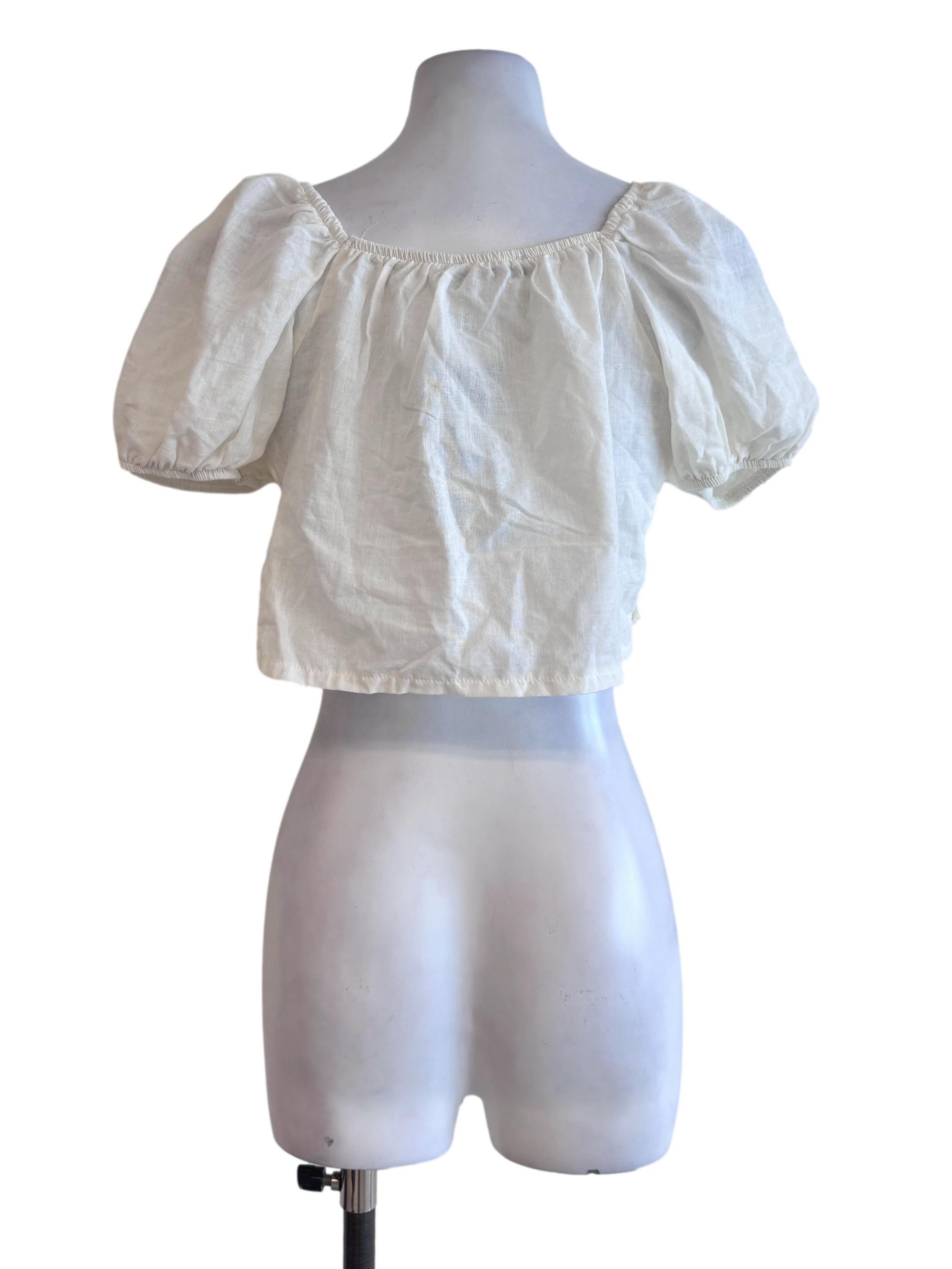 White Puffed Top