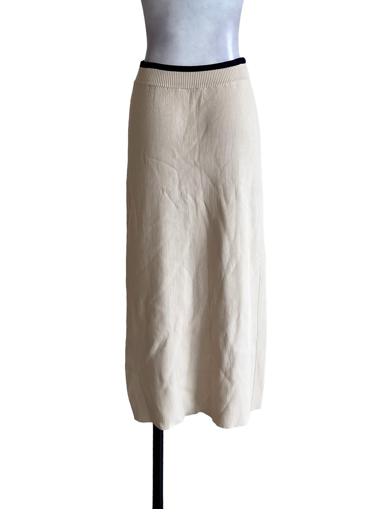 Parchment Beige Stretchable Pencil Skirt