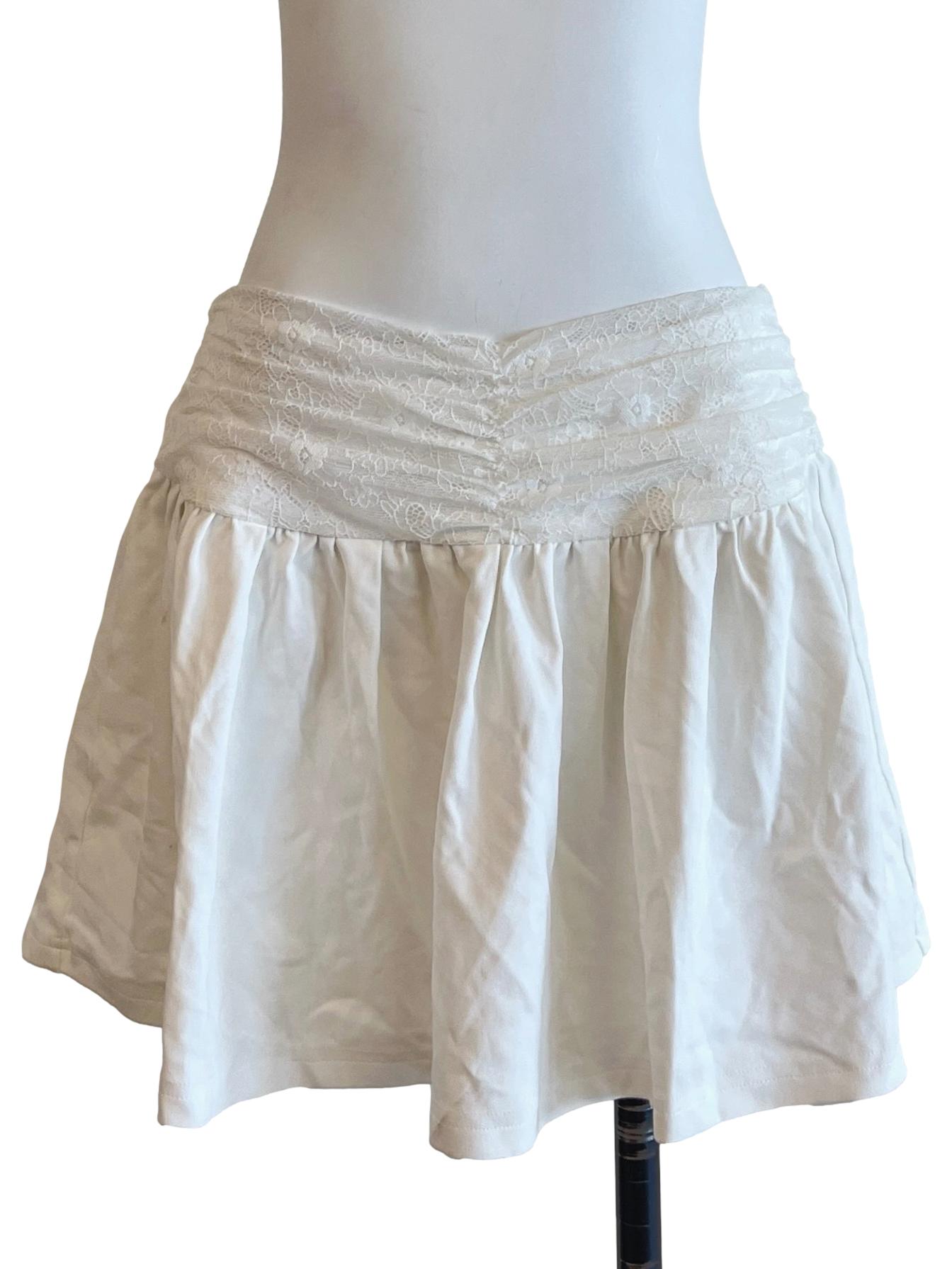 Off White Lace Waist Skorts
