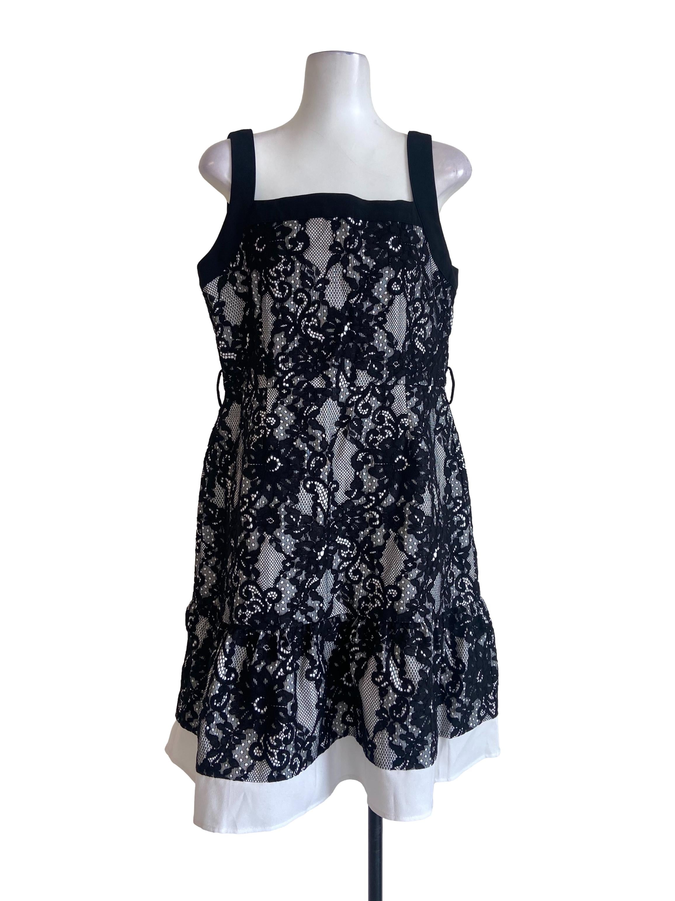 Black Sleeveless Floral Lace Apron Dress
