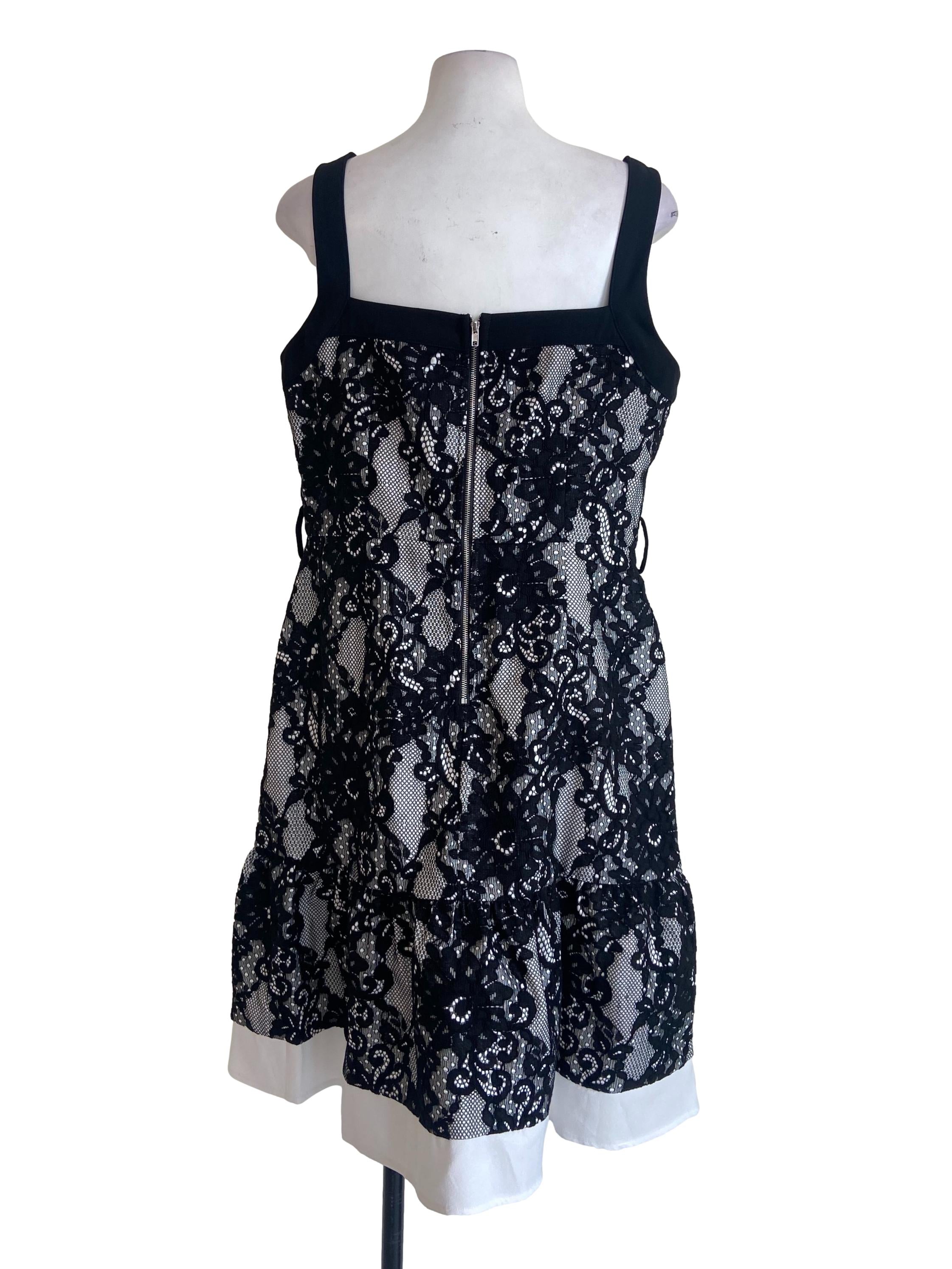 Black Sleeveless Floral Lace Apron Dress