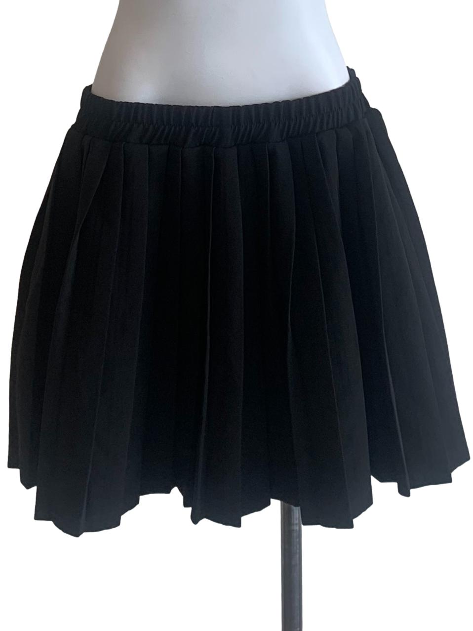Black Knife Pleated Mini Skirt