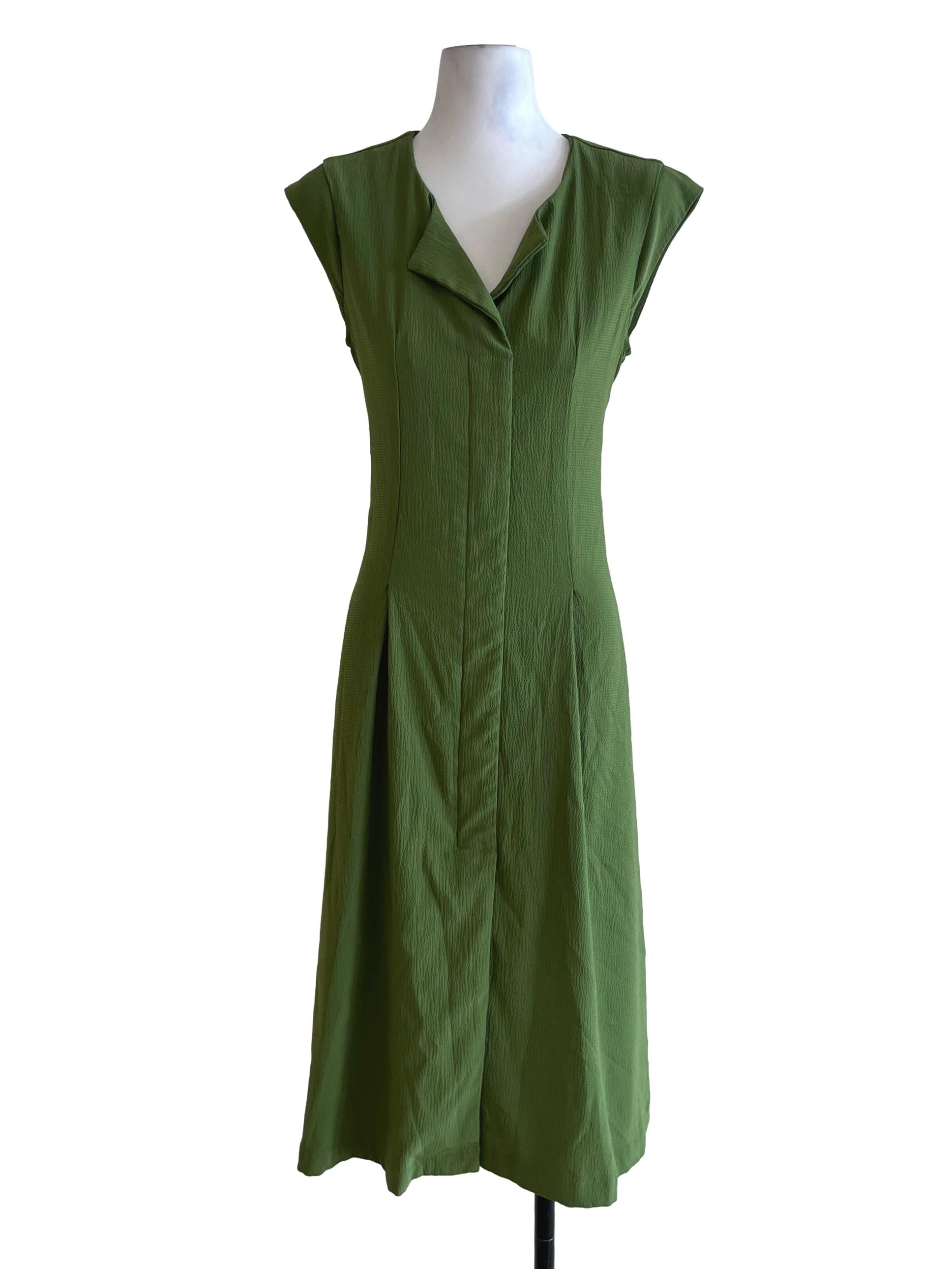 Pear Green Jewel Neckline Sheath Dress