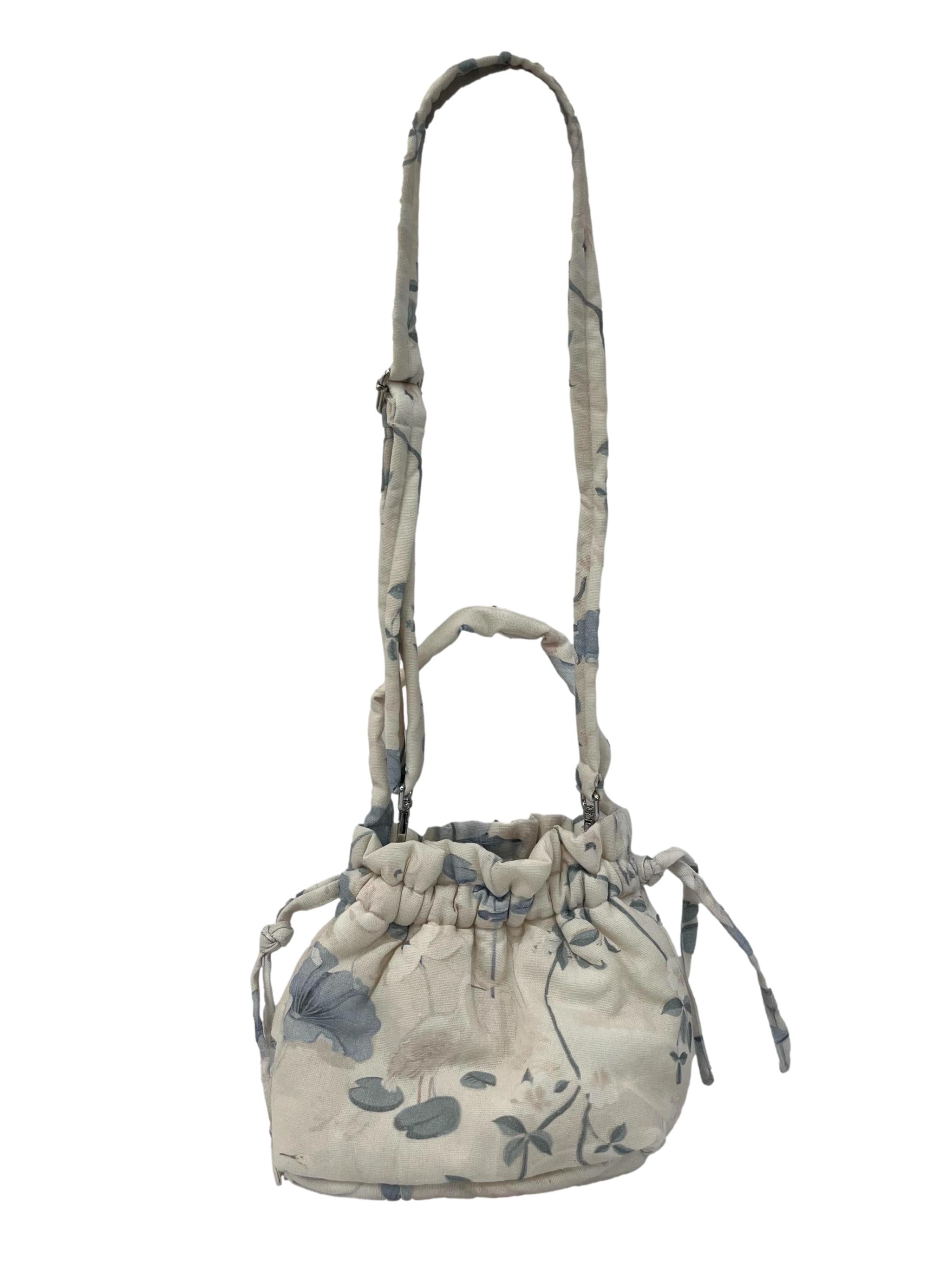 Cream Lotus In Bloom Puffy Bag