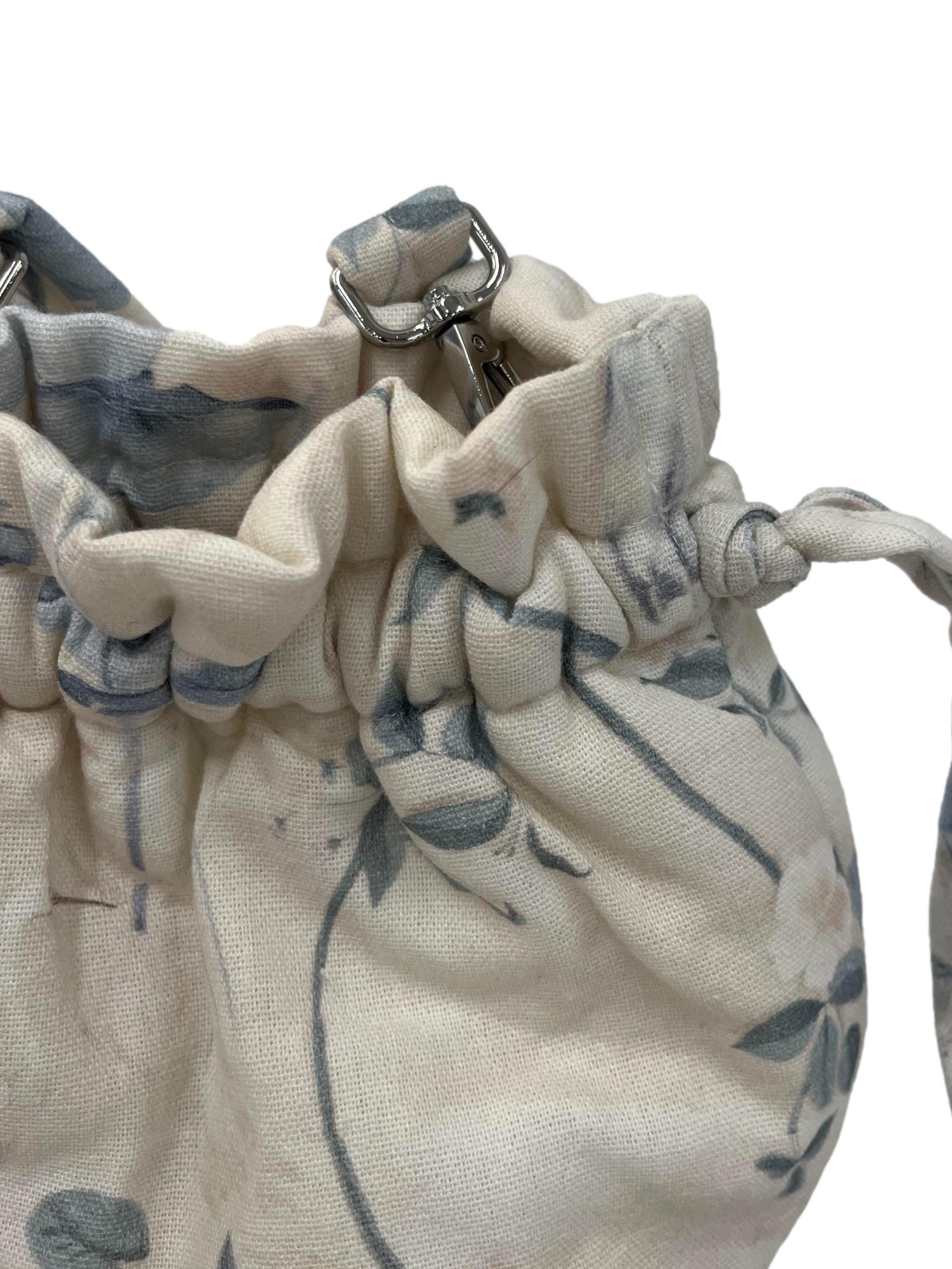 Cream Lotus In Bloom Puffy Bag