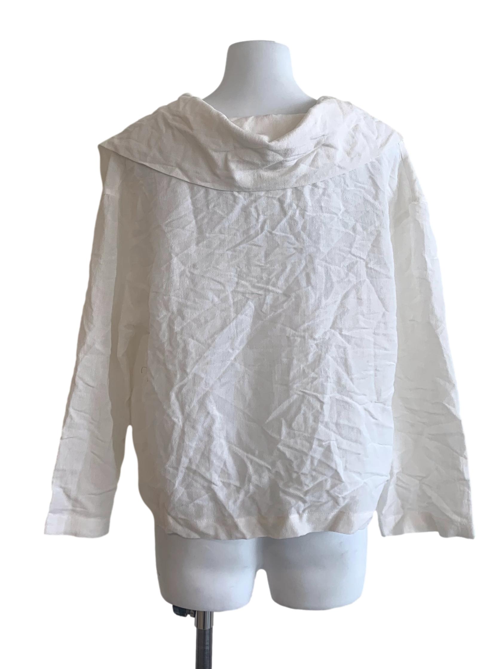 White Puritan Collared Top