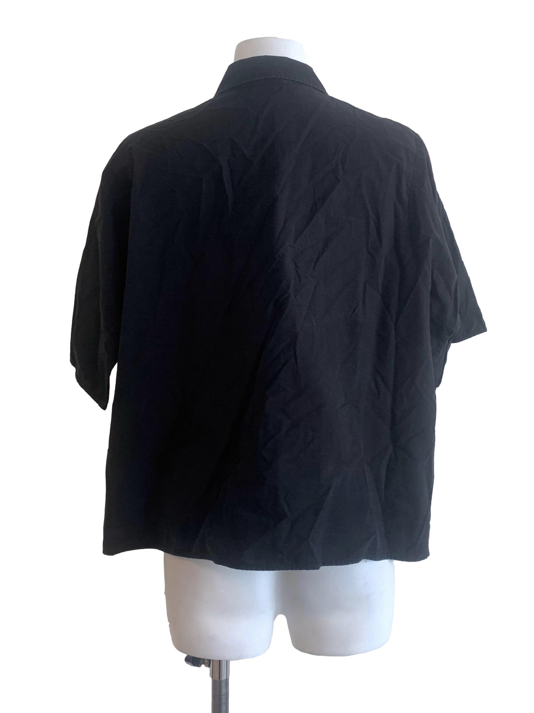 Black Collared Short Sleeve Top