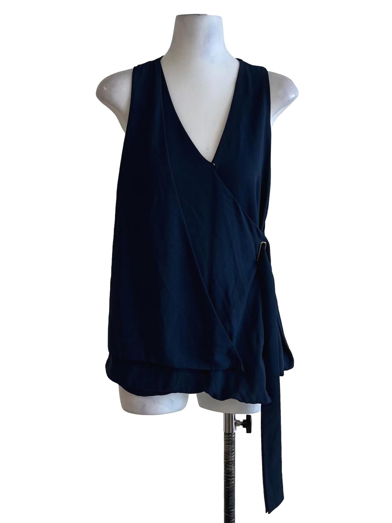 Navy Blue V-Neckline Sleeveless Top