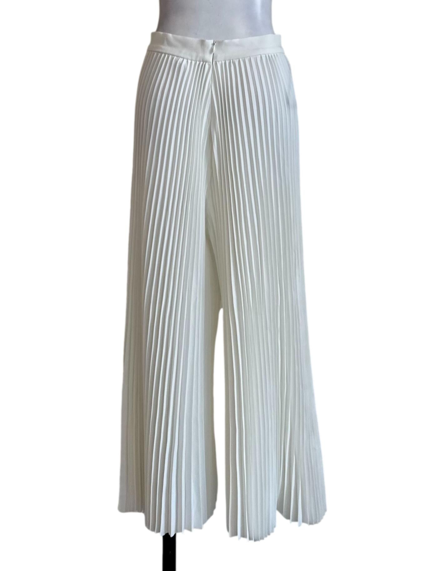 Milk White Pleated Pants