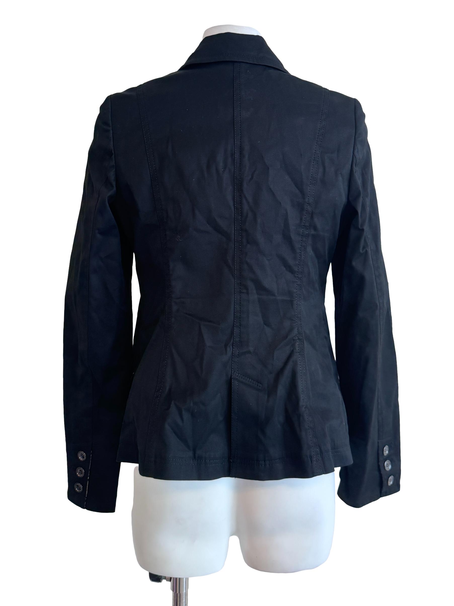 Black Buttoned Blazer