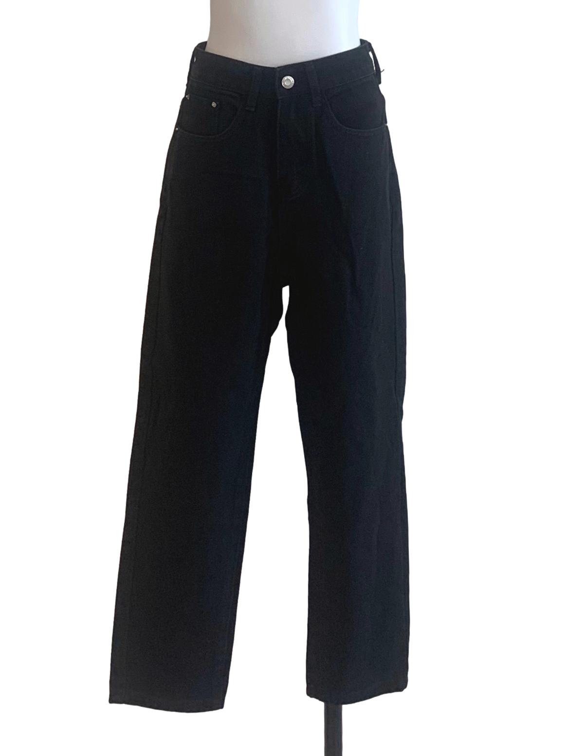Black Straight Cut Jeans TWL