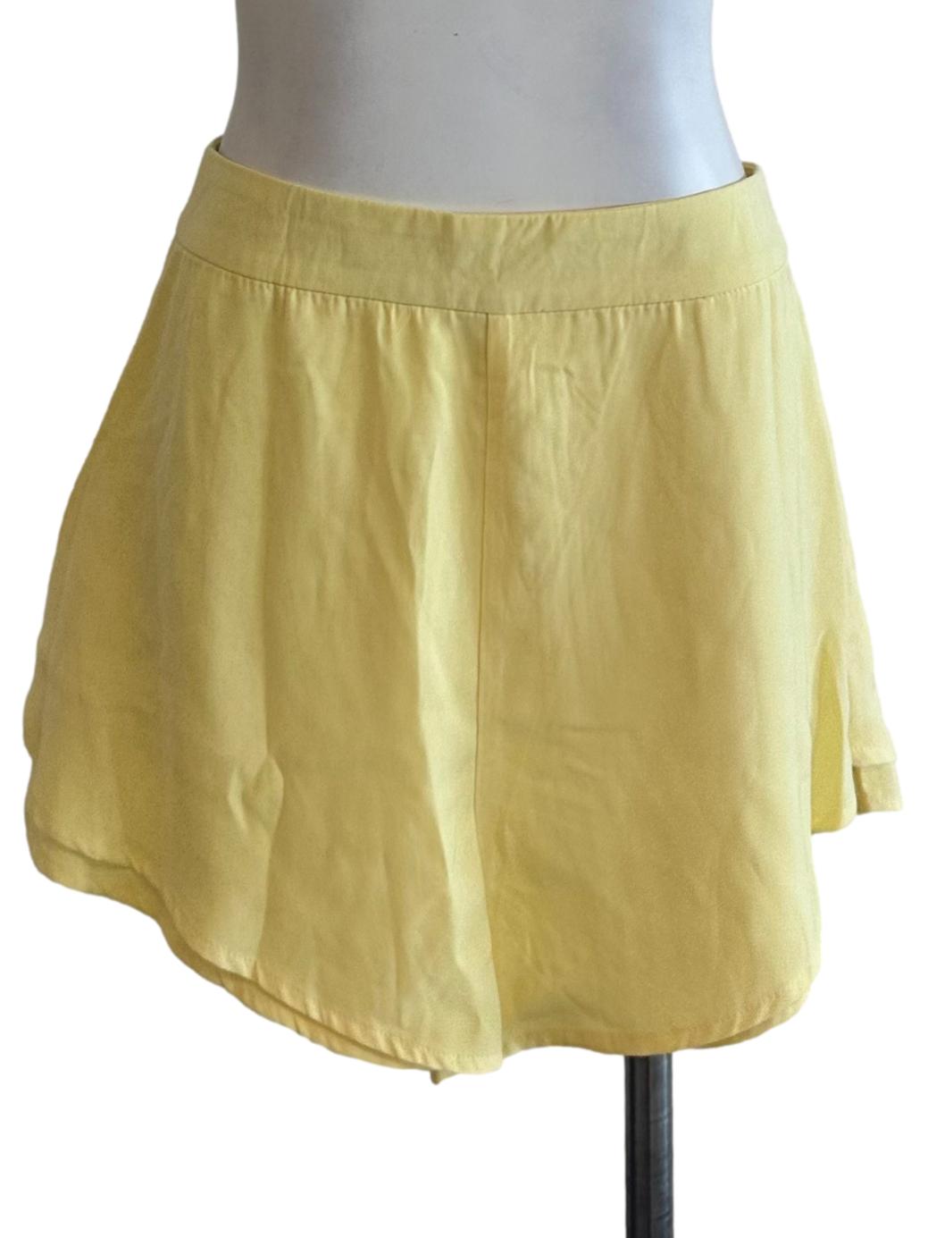 Banana Yellow Casual Chiffon Shorts