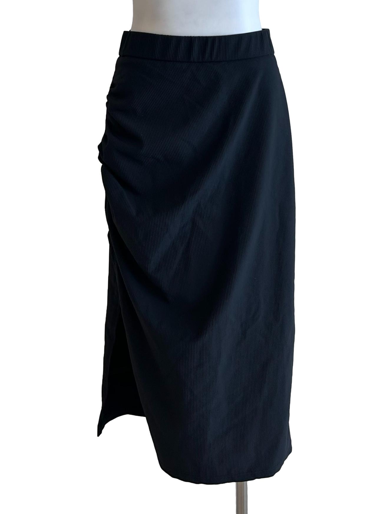 Black Textured Slit Pencil Skirt
