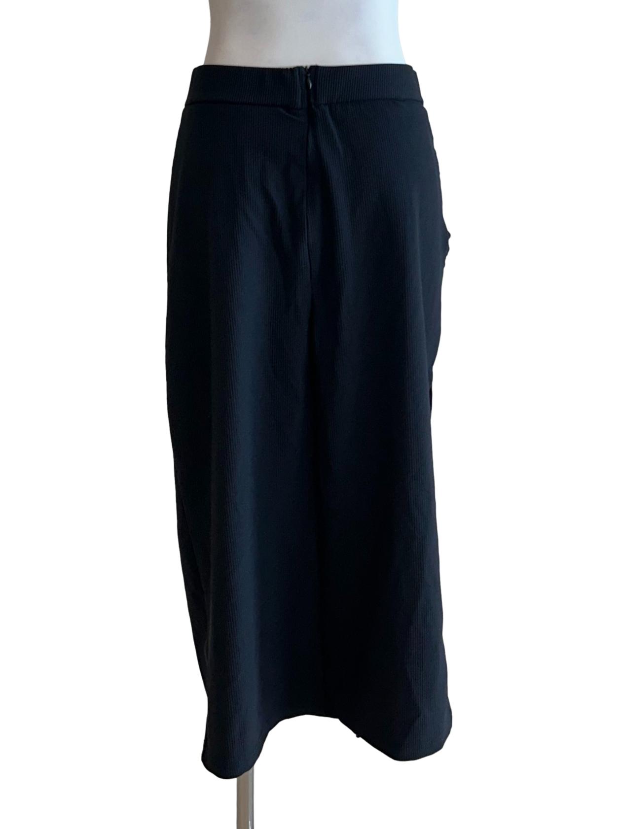 Black Textured Slit Pencil Skirt