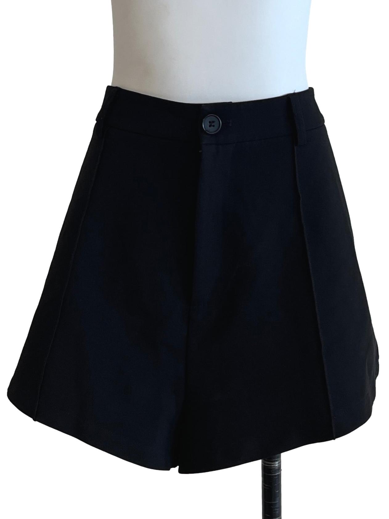 Pitch Black Skorts